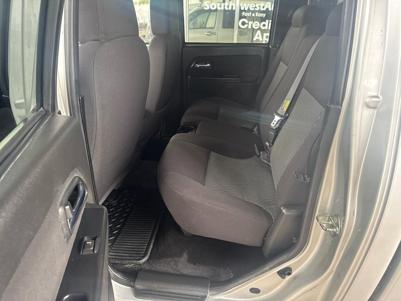 GMC Canyon SLE Crew Cab 2WD 2012