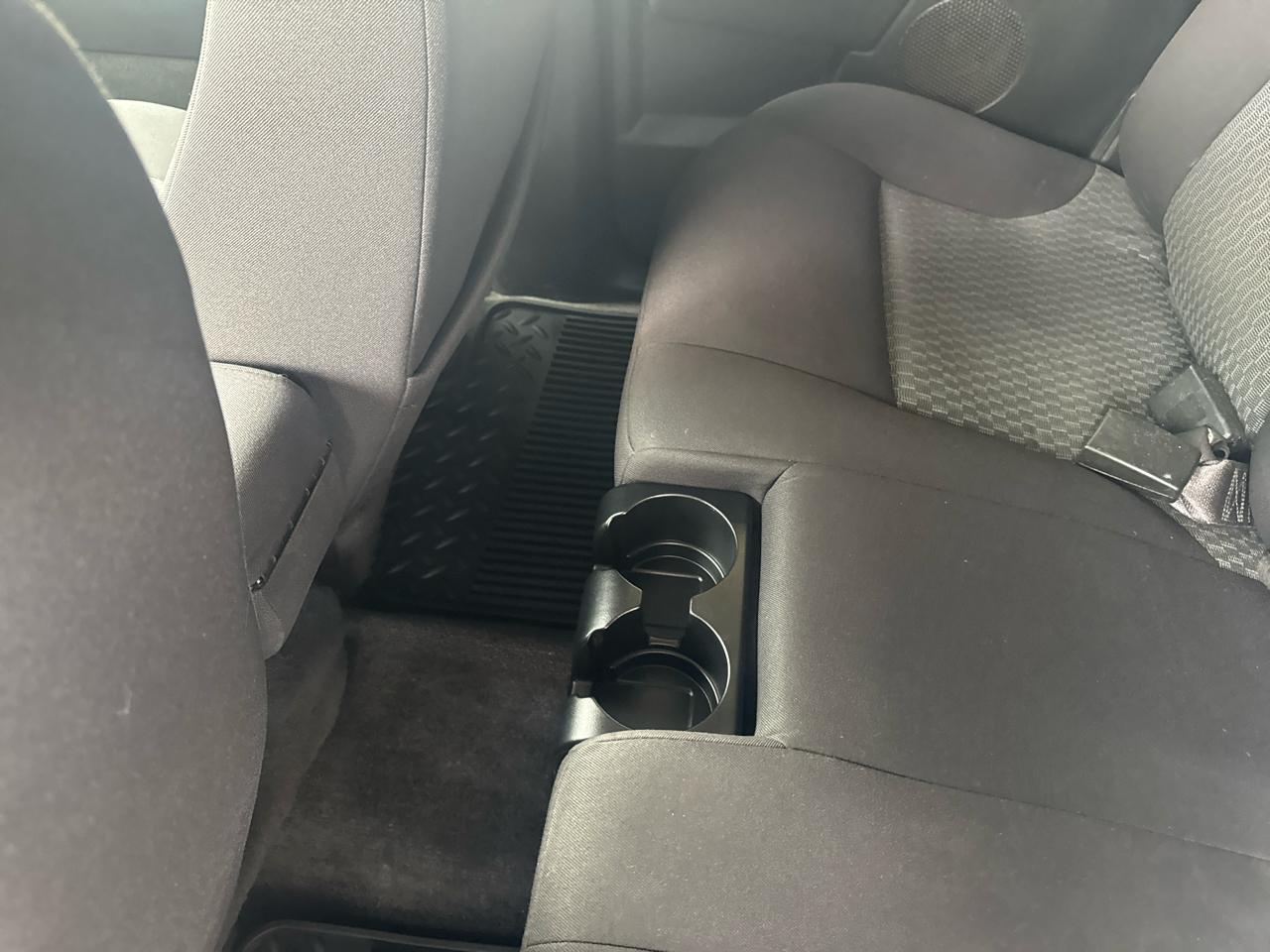 GMC Canyon SLE Crew Cab 2WD 2012