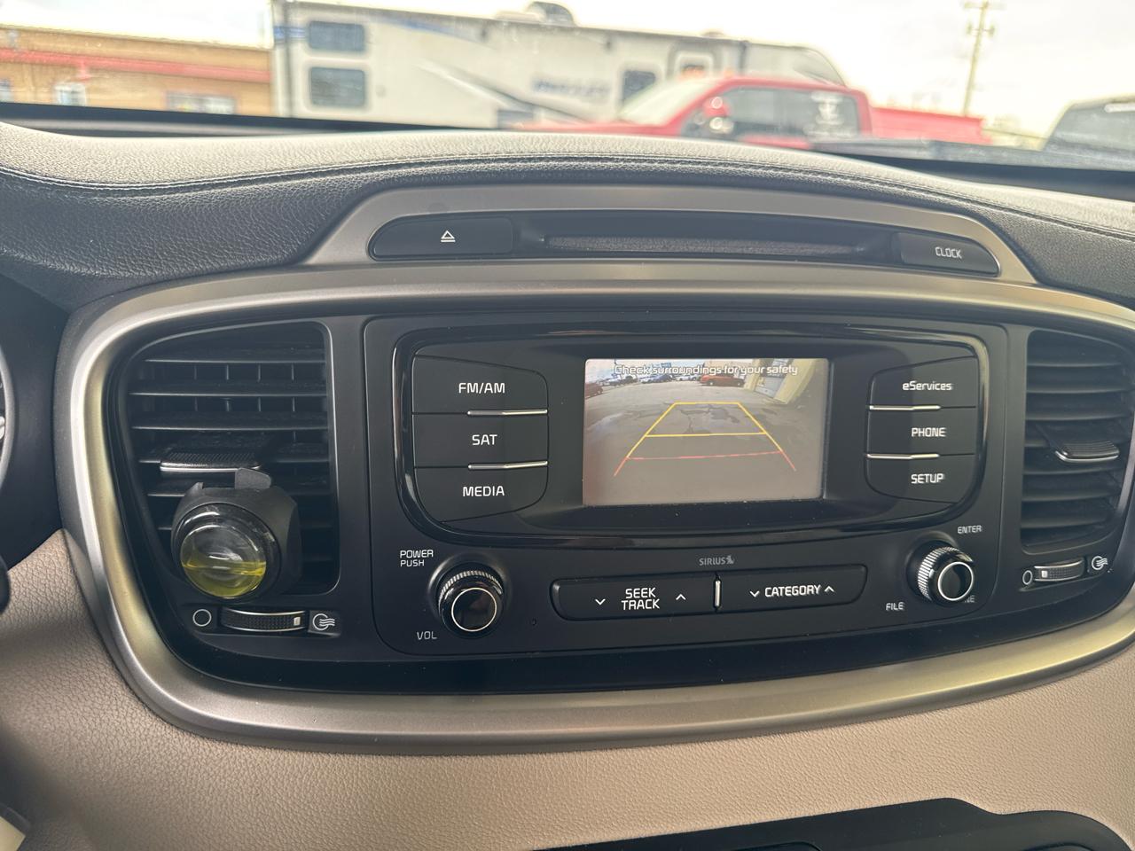 Kia Sorento LX V6 AWD 2016