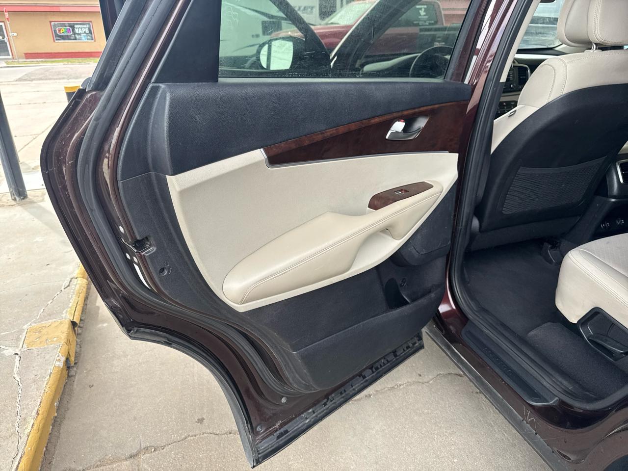 Kia Sorento LX V6 AWD 2016