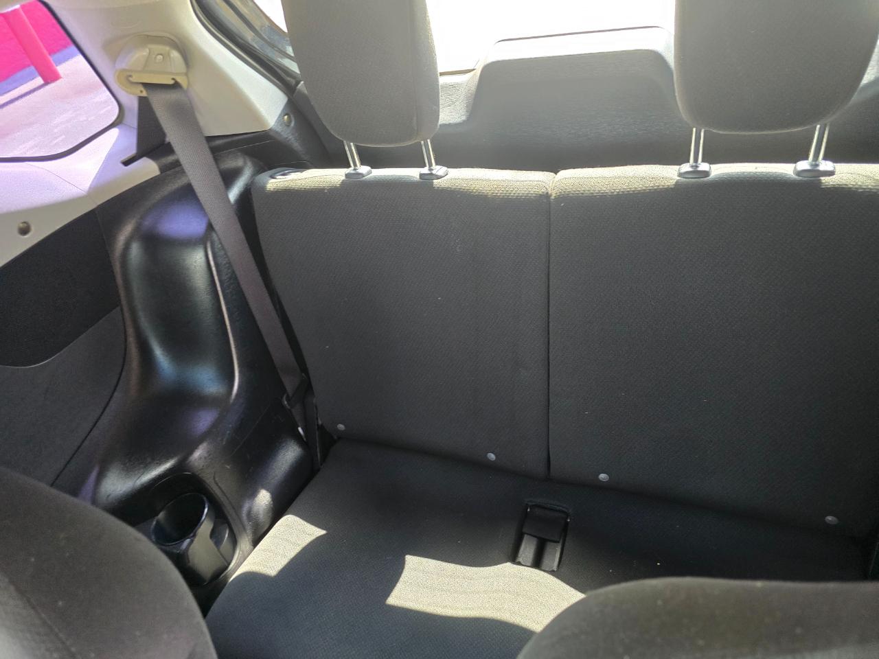 Scion iQ 3dr HB (Natl) 2013