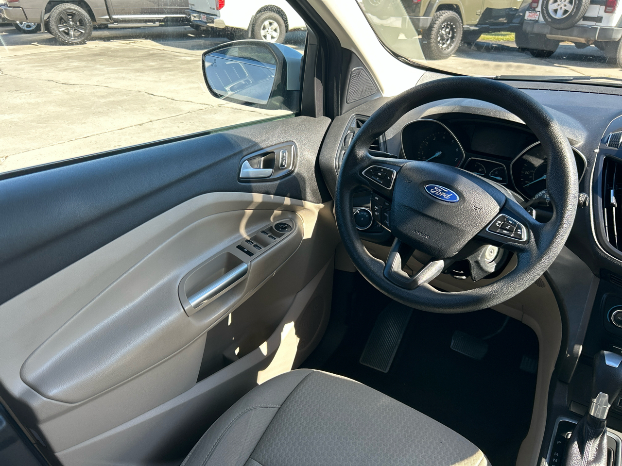 Ford Escape SE FWD 2017 Ford Escape SE FWD 2017