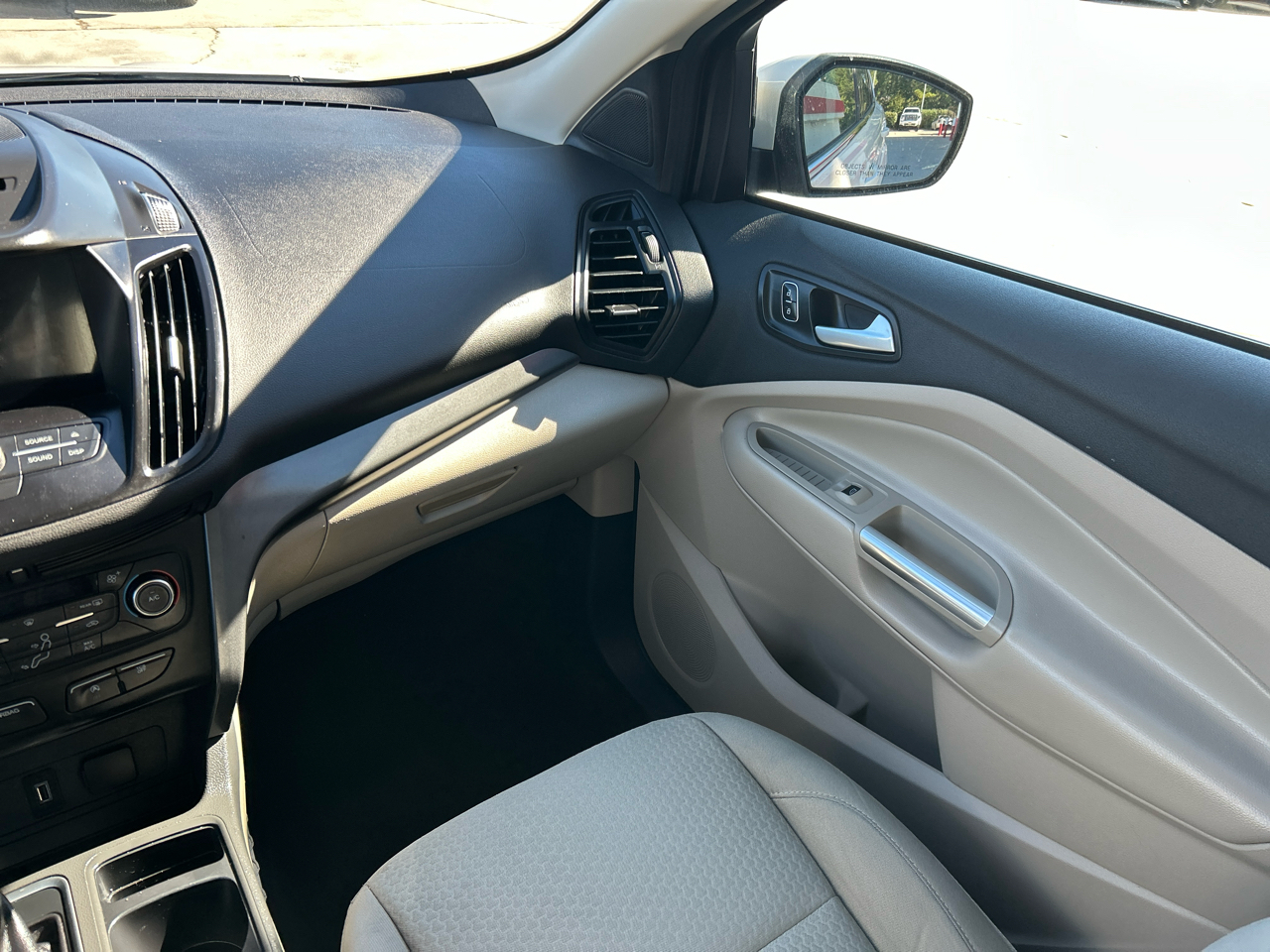 Ford Escape SE FWD 2017 Ford Escape SE FWD 2017