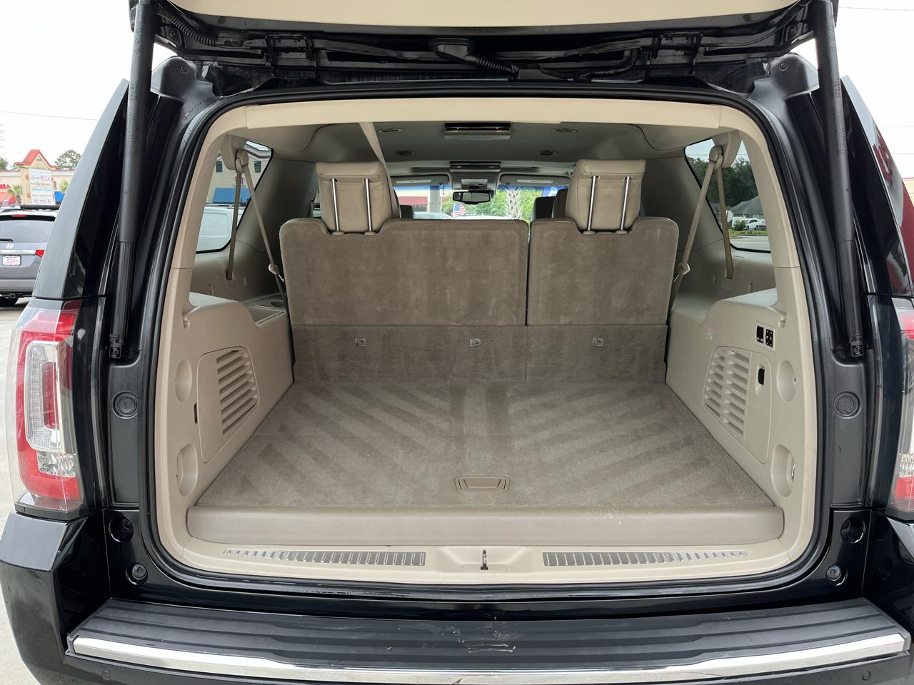 GMC Yukon XL photo 5