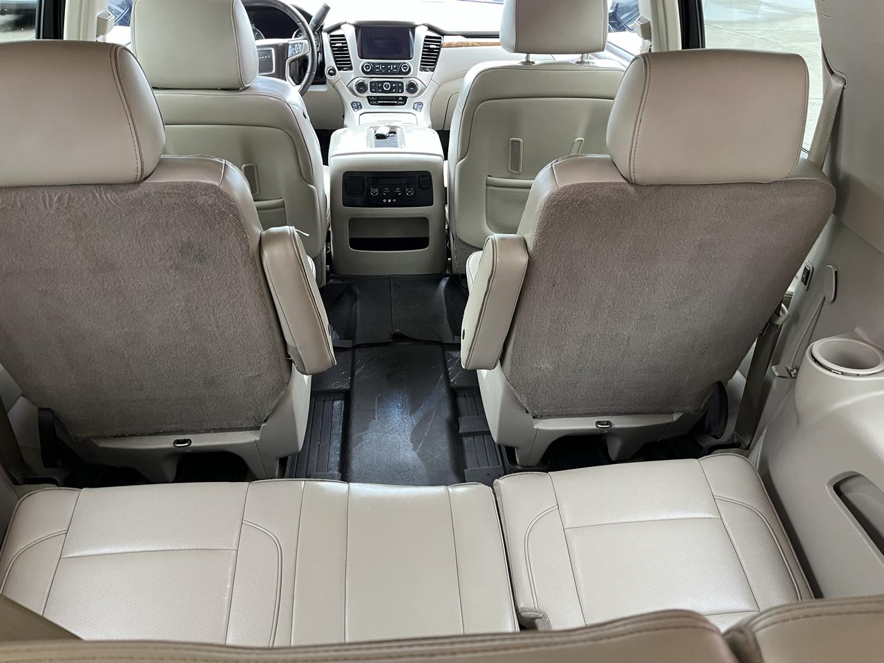GMC Yukon XL photo 6