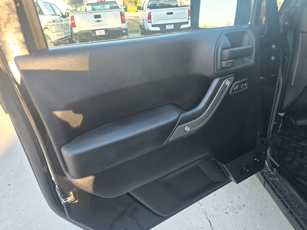 Jeep Wrangler 4WD 2dr Sport 2015