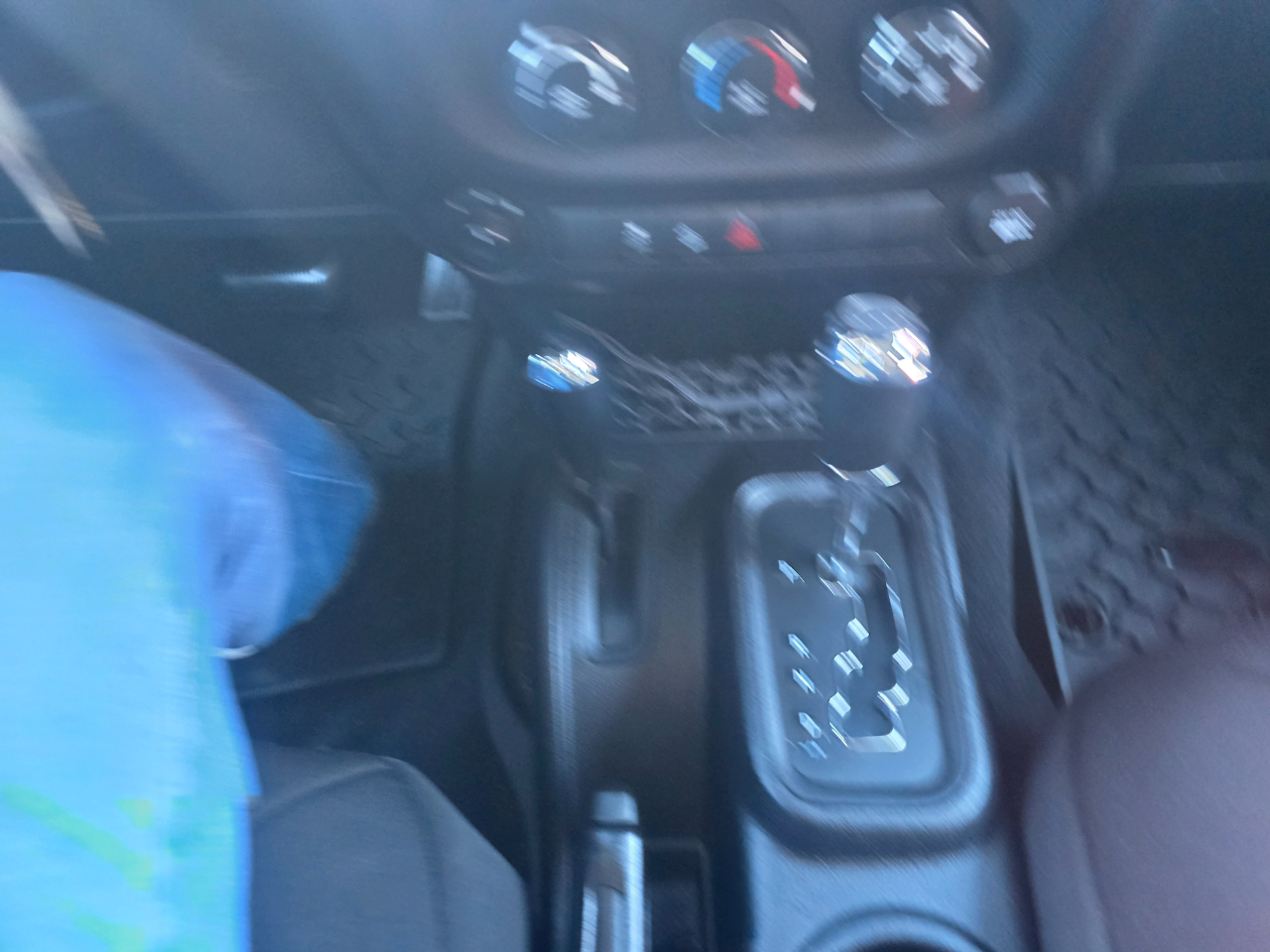 Jeep Wrangler 4WD 2dr Sport 2015