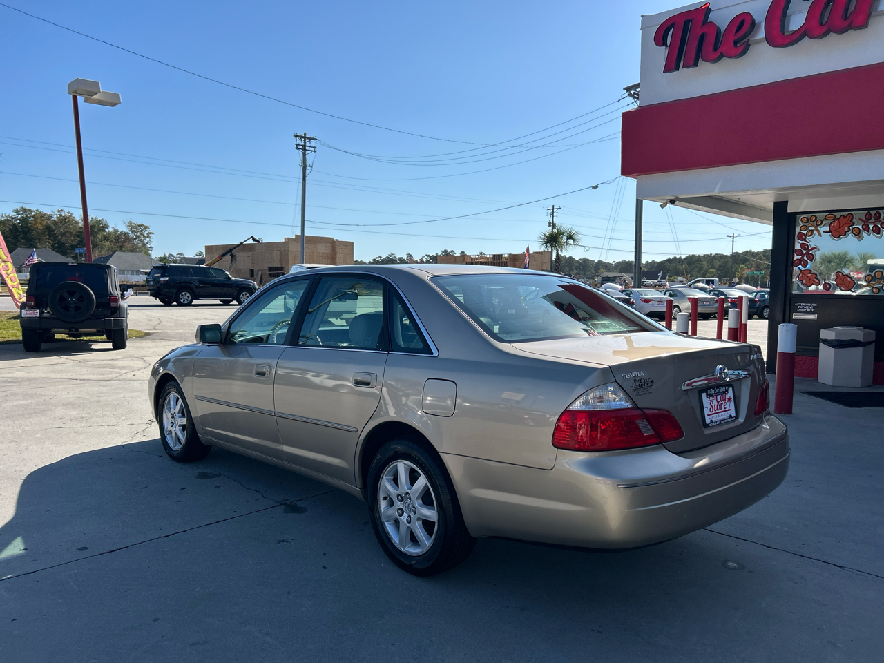 2003 Toyota Avalon XL photo 2