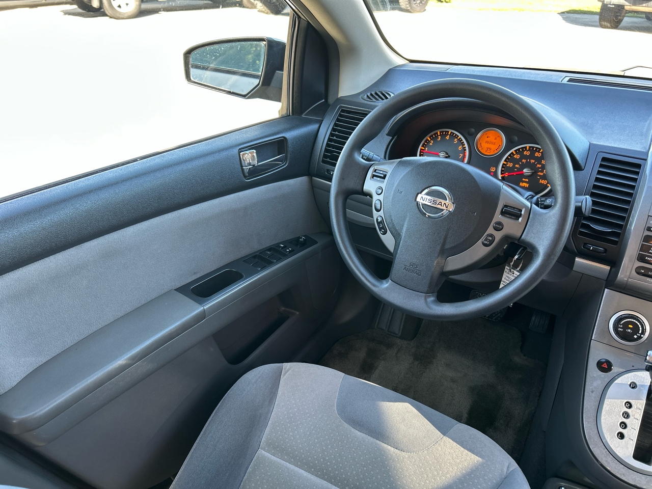 Nissan Sentra 4dr Sdn I4 CVT 2.0 S 2009 Nissan Sentra 4dr Sdn I4 CVT 2.0 S 2009