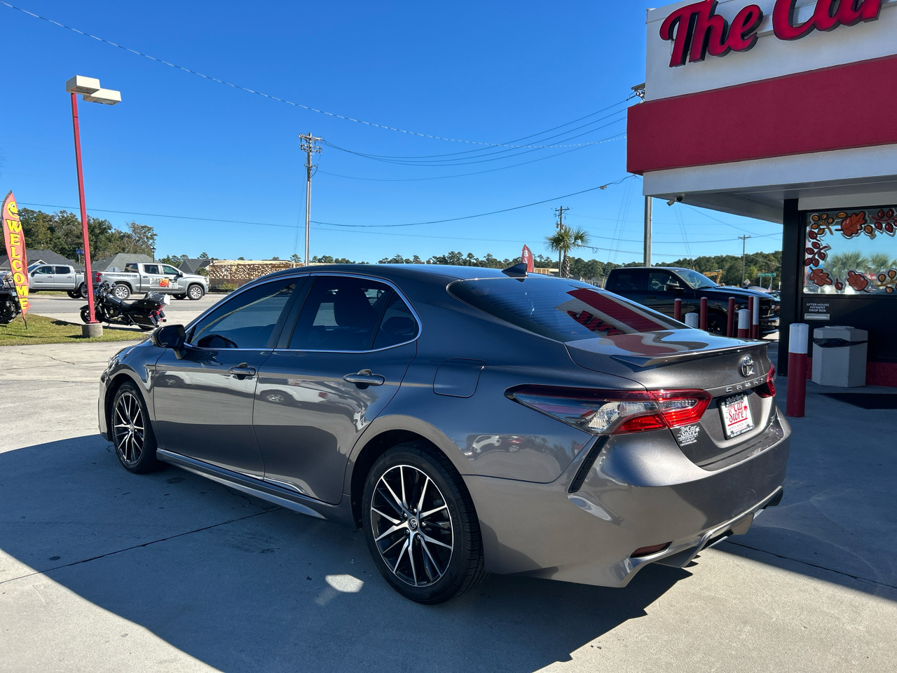 Toyota Camry SE Nightshade Auto (Natl) 2021 Toyota Camry SE Nightshade Auto (Natl) 2021