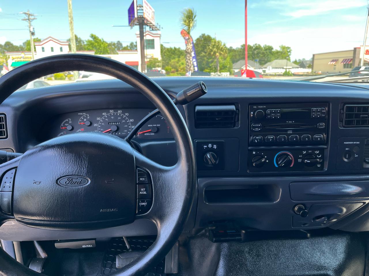 Ford Super Duty F-250 Supercab 142" XL 4WD 2001