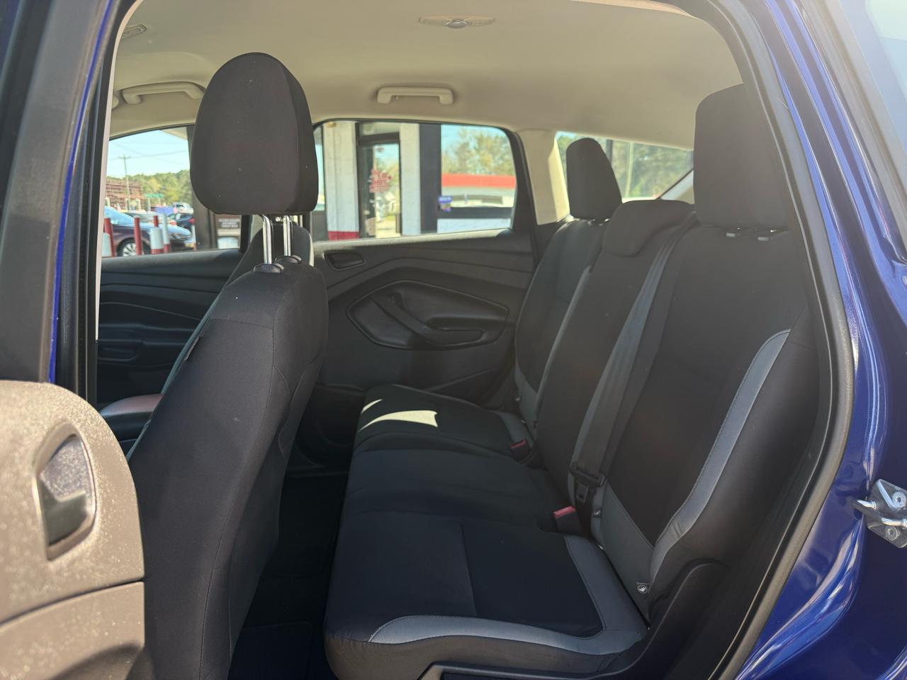 Ford Escape FWD 4dr S 2014