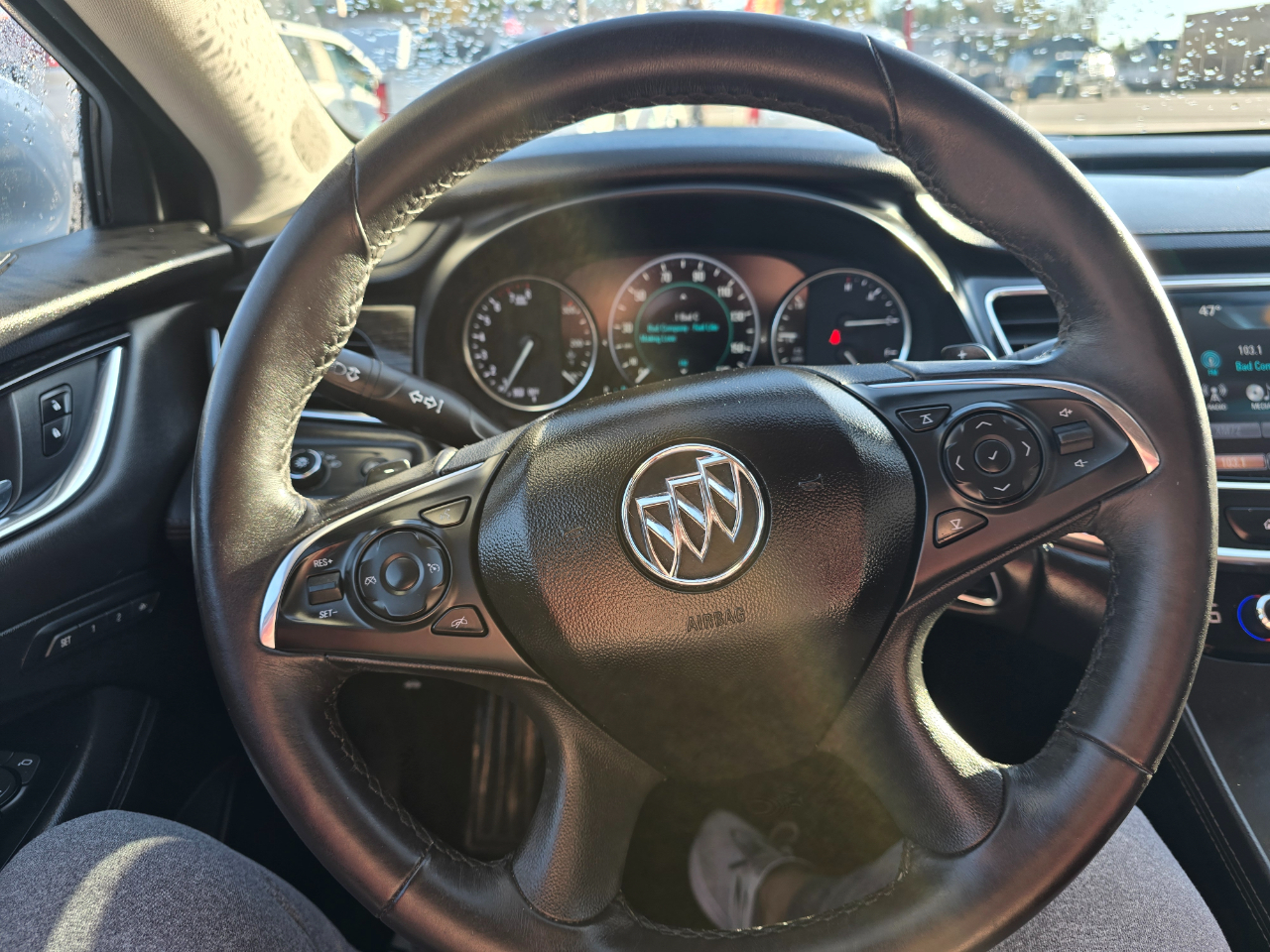 Buick LaCrosse 4dr Sdn Essence FWD 2017