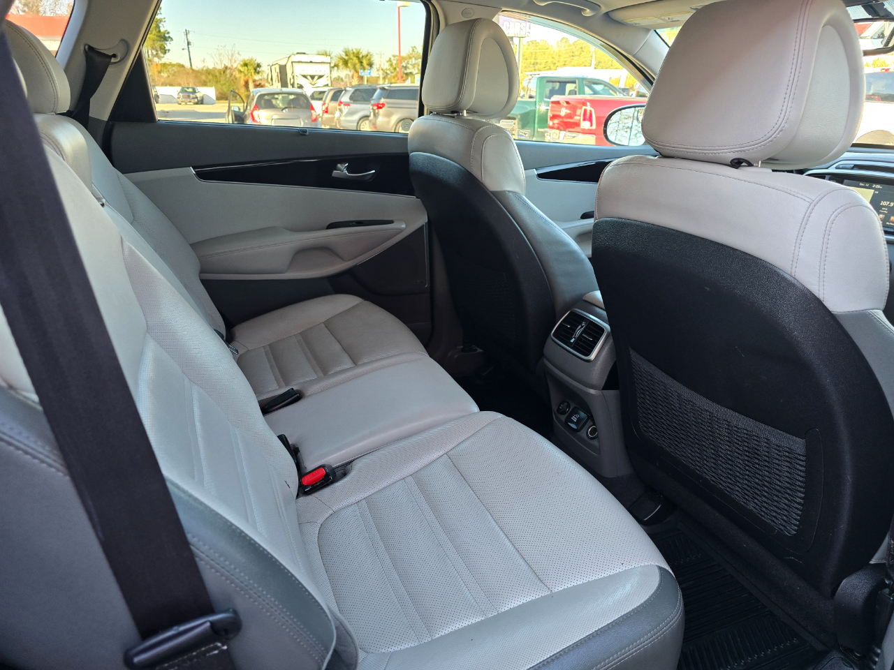 Kia Sorento FWD 4dr 3.3L SX 2016