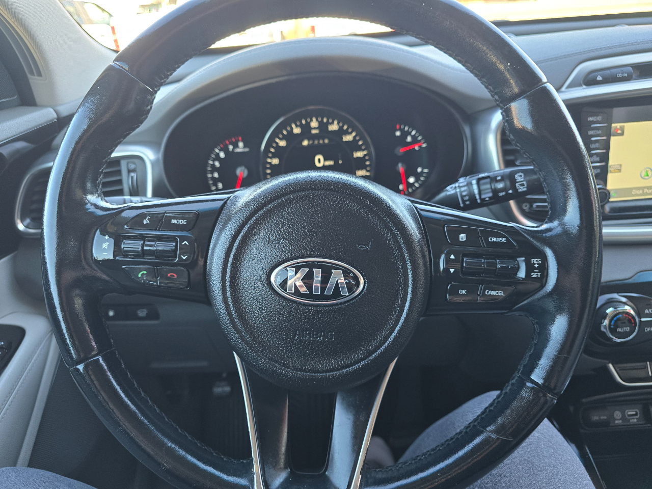Kia Sorento FWD 4dr 3.3L SX 2016