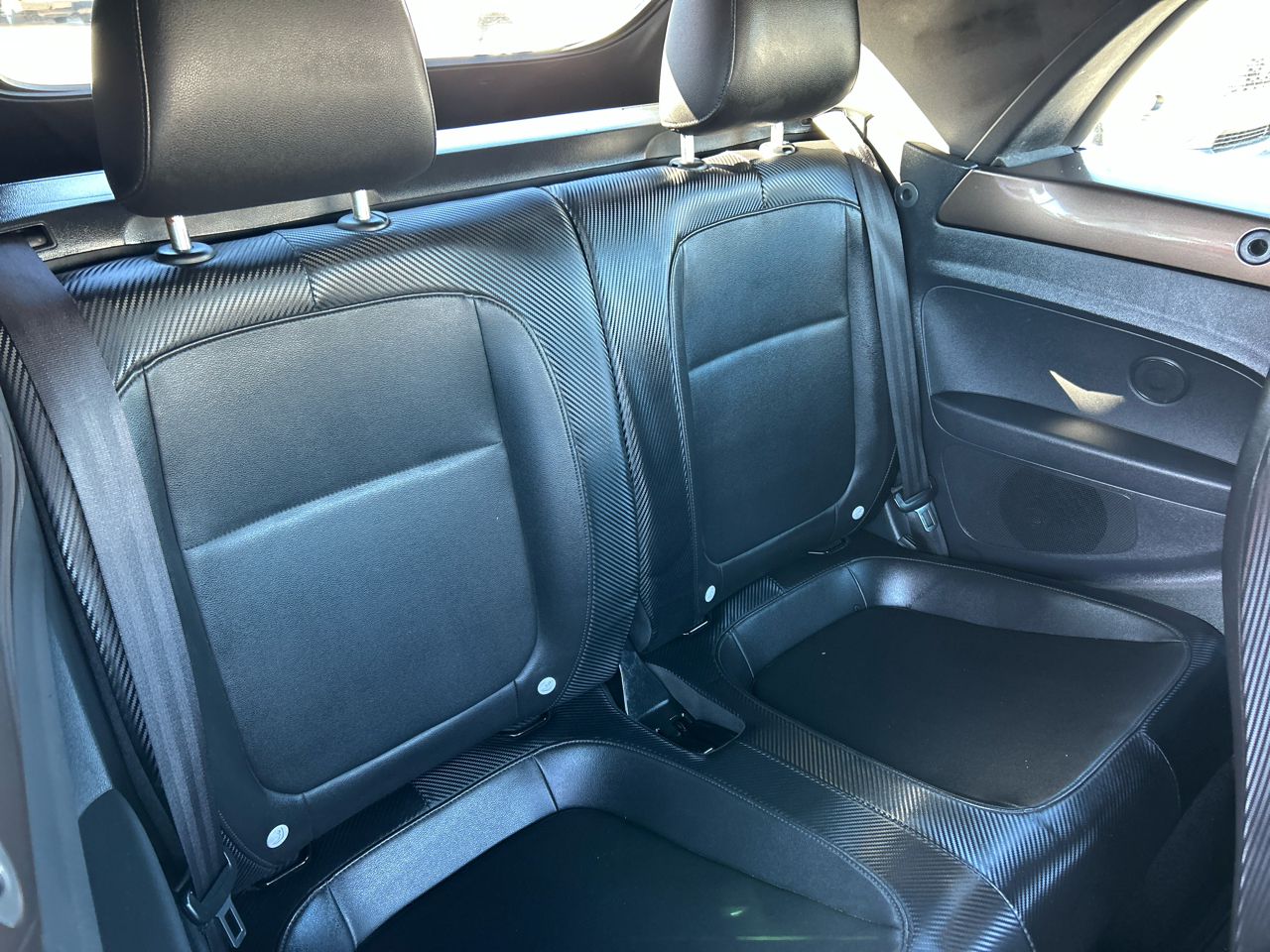 Volkswagen Beetle Convertible 2dr Auto 2.5L PZEV 2013