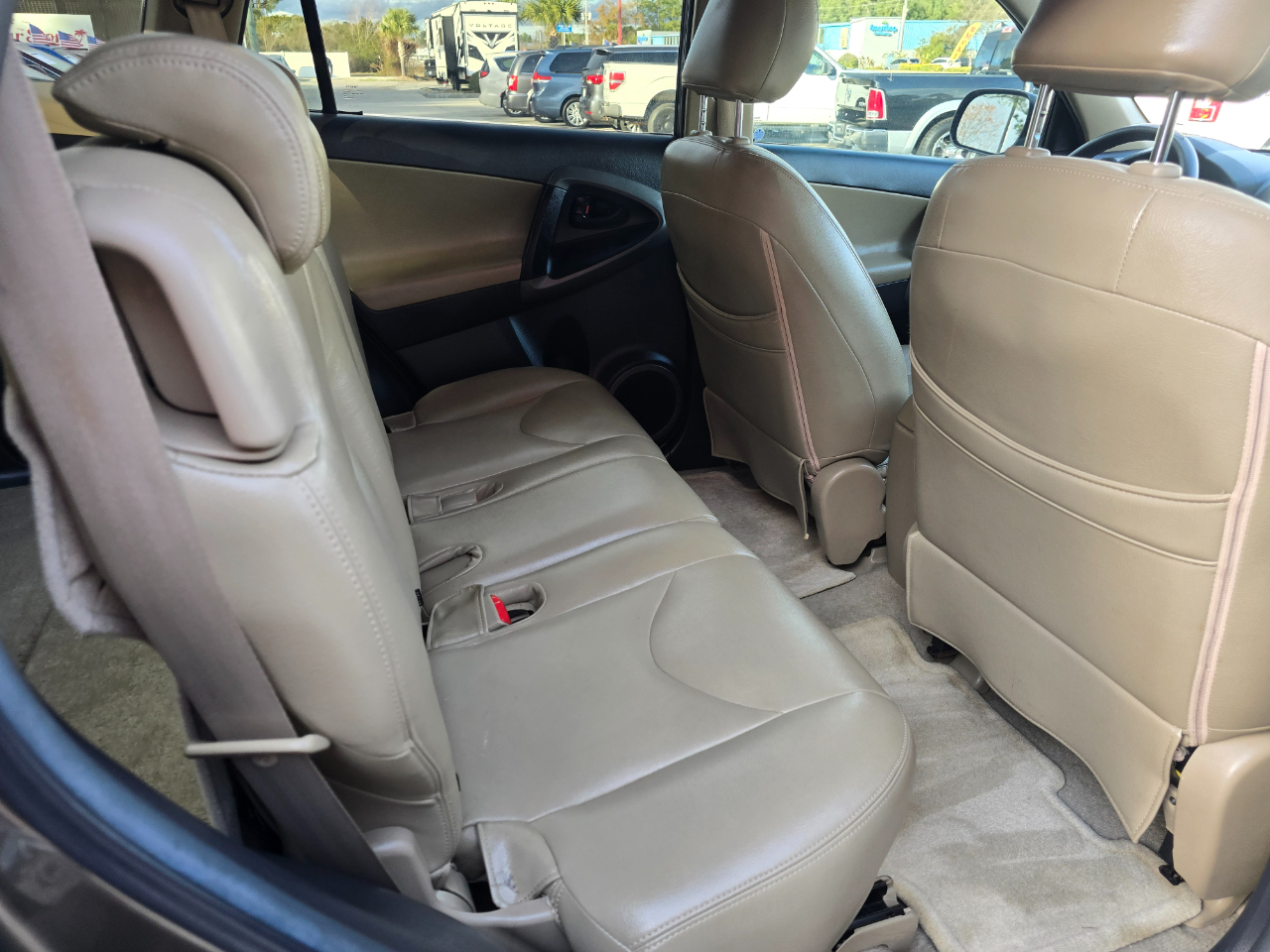 Toyota RAV4 FWD 4dr 4-cyl 4-Spd AT (Natl) 2010