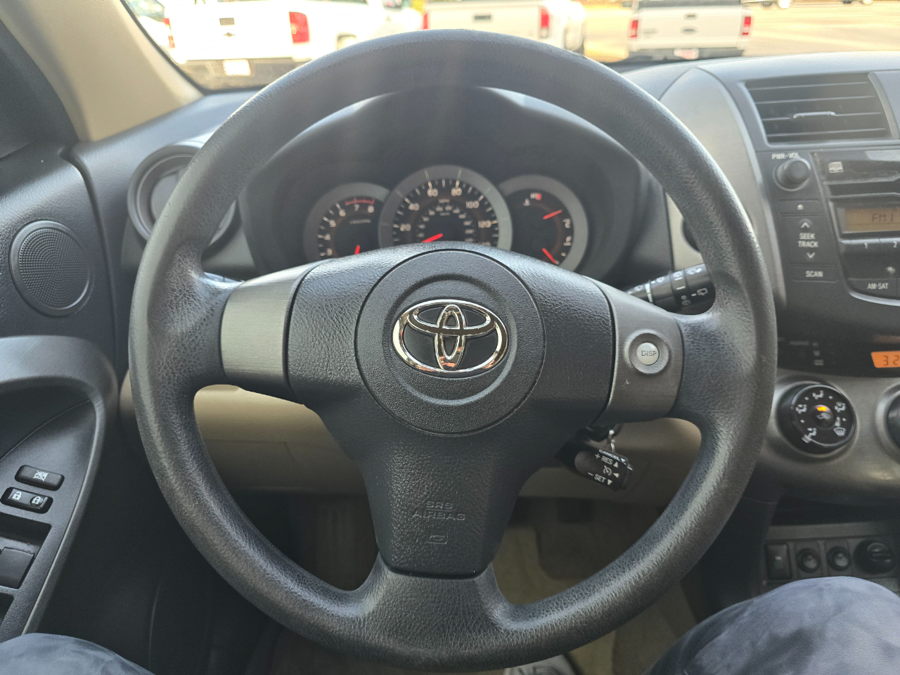 Toyota RAV4 FWD 4dr 4-cyl 4-Spd AT (Natl) 2010
