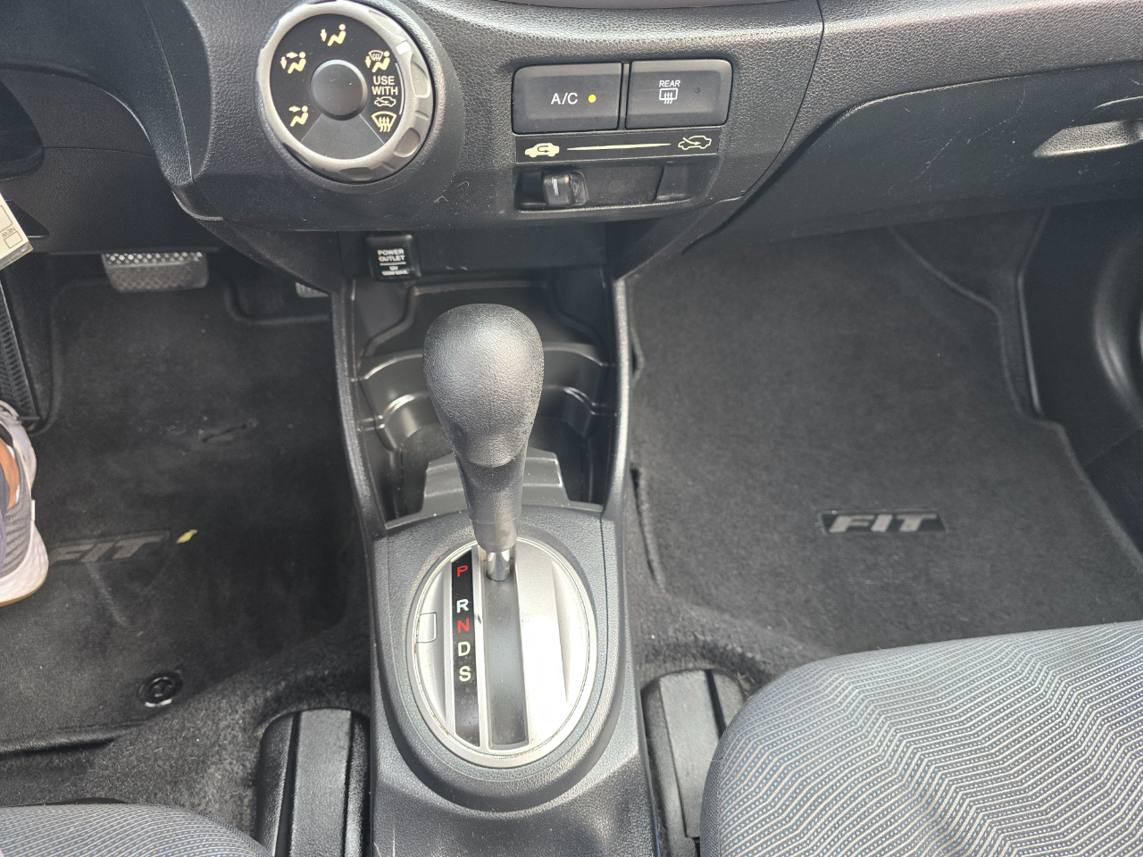 Honda Fit 5dr HB Auto Sport 2010