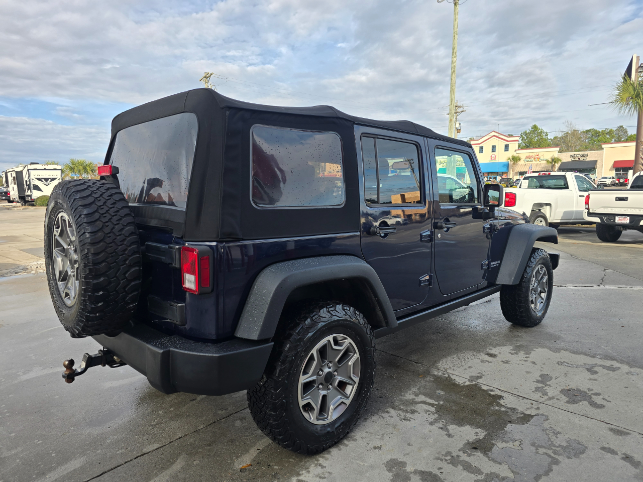 Jeep Wrangler Unlimited 4WD 4dr Rubicon 2013