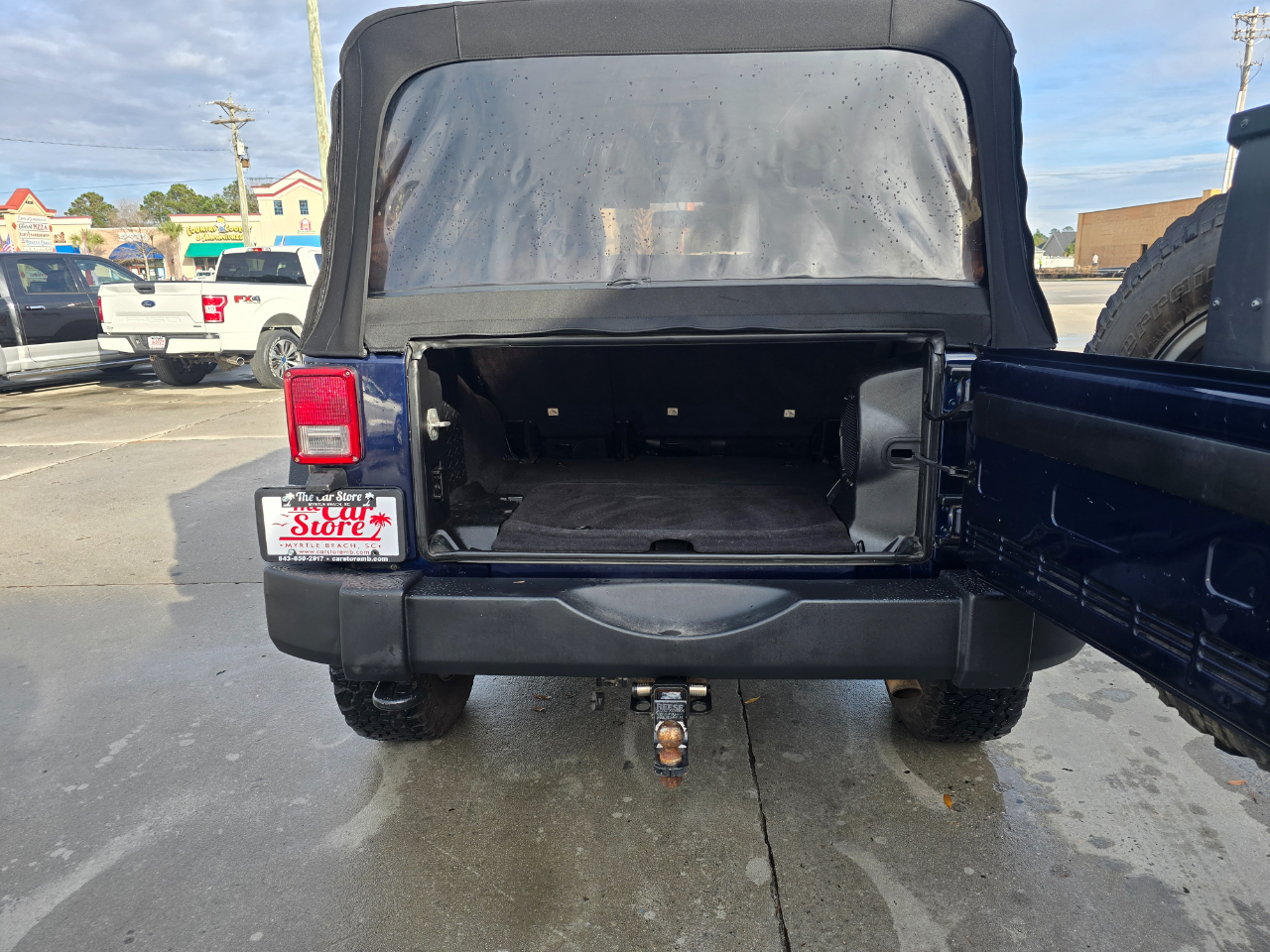 Jeep Wrangler Unlimited 4WD 4dr Rubicon 2013