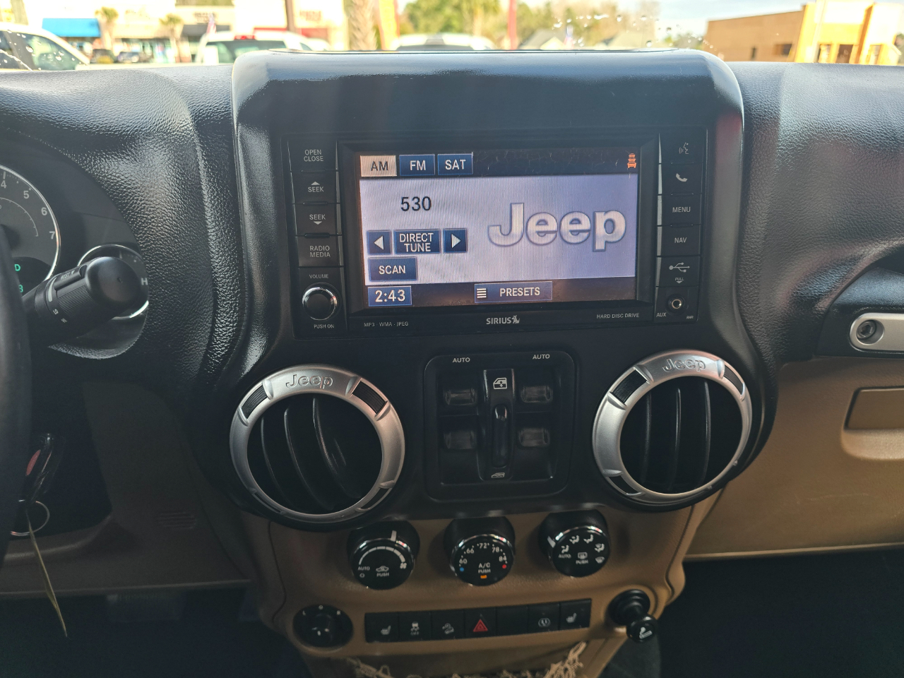 Jeep Wrangler Unlimited 4WD 4dr Rubicon 2013