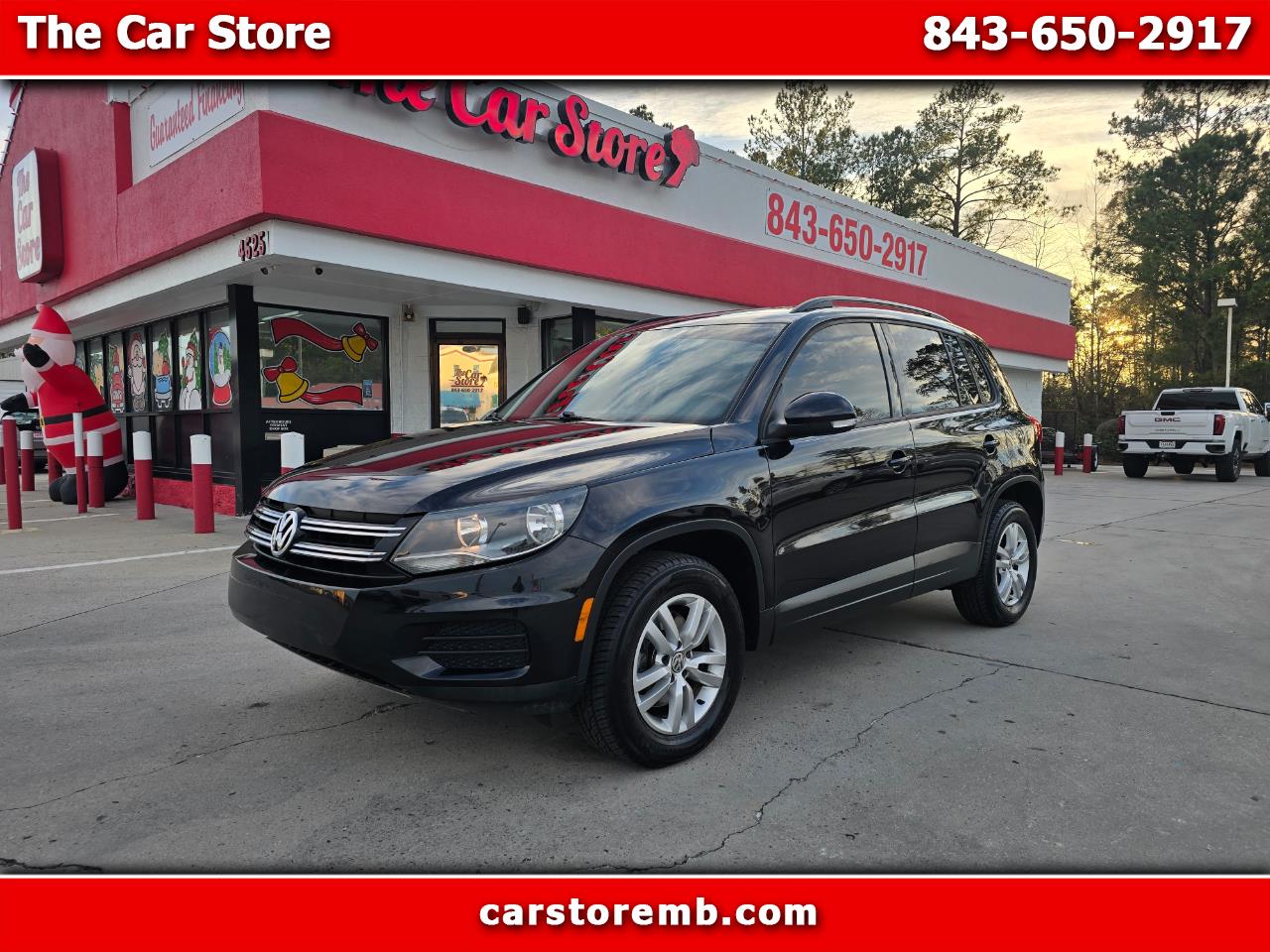 2016 Volkswagen Tiguan S's photo