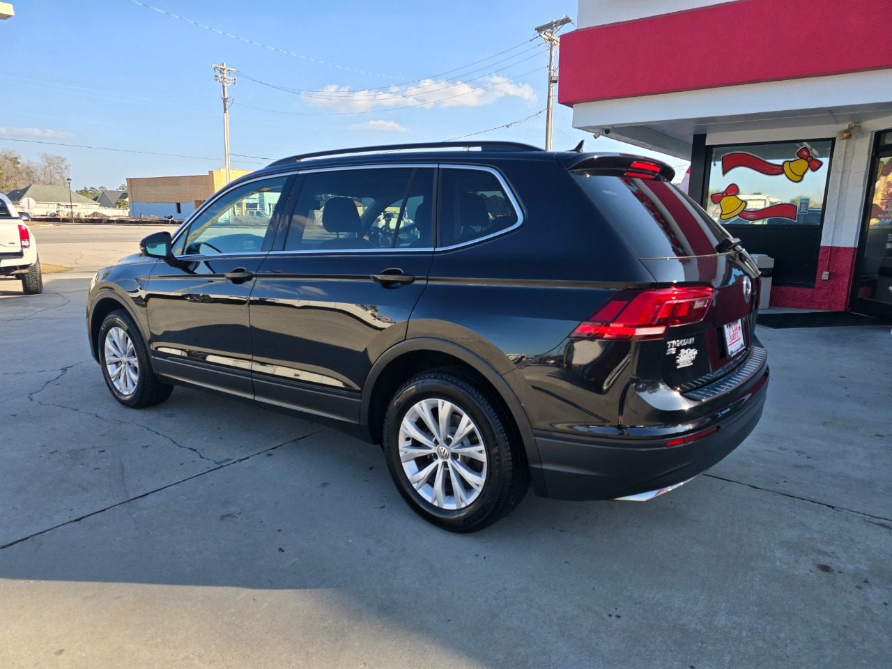 Volkswagen Tiguan 2.0T SE FWD 2019