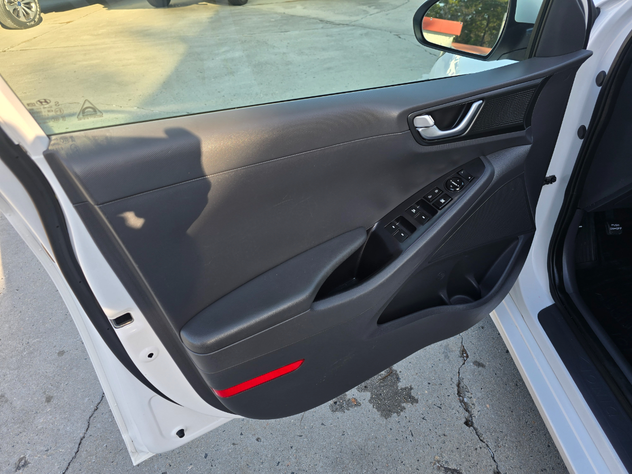 Hyundai Ioniq Hybrid SEL Hatchback 2018