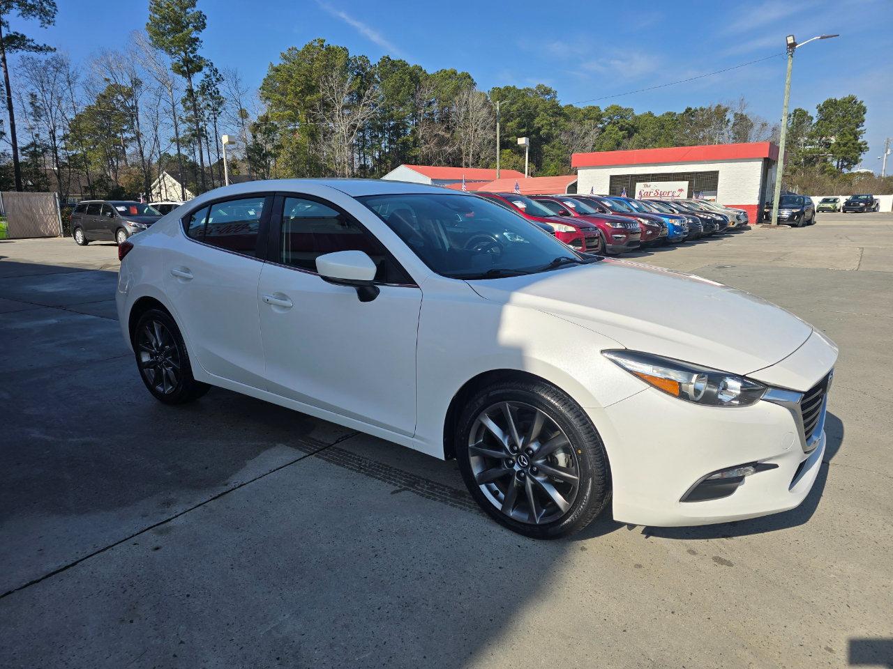 Mazda Mazda3 4-Door Touring Auto 2018