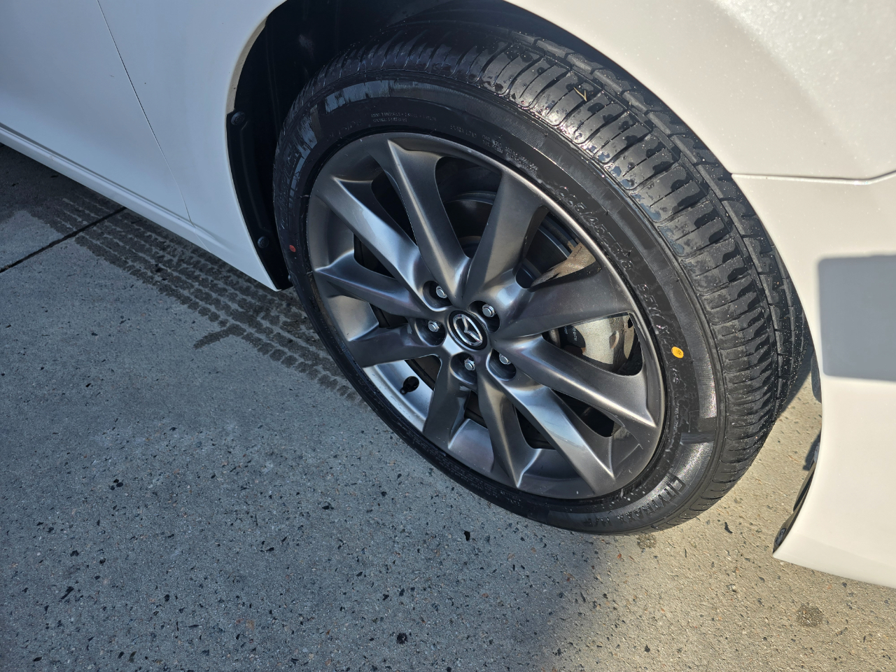 Mazda Mazda3 4-Door Touring Auto 2018