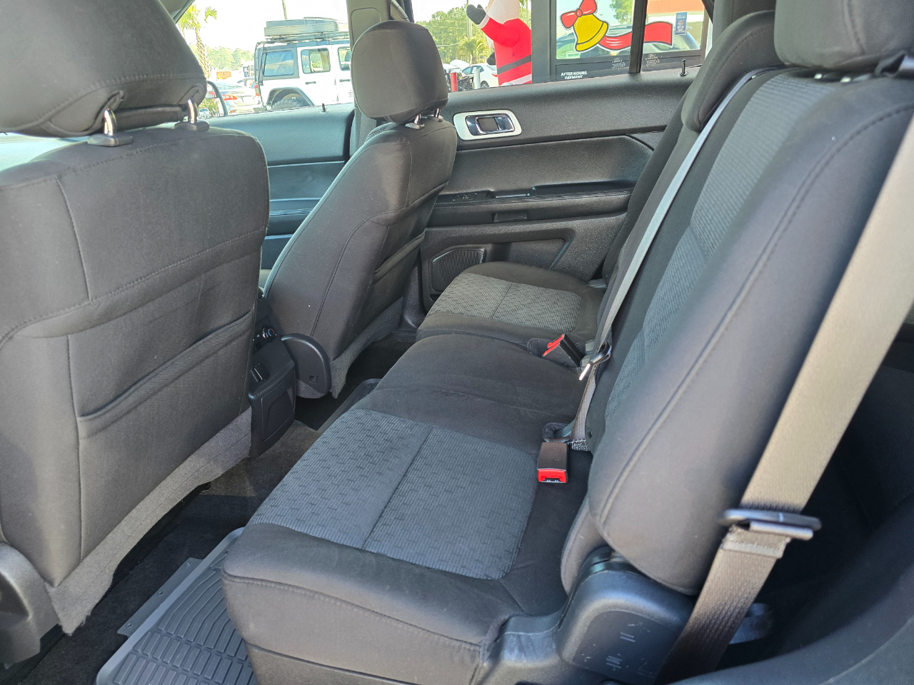 Ford Explorer FWD 4dr XLT 2012