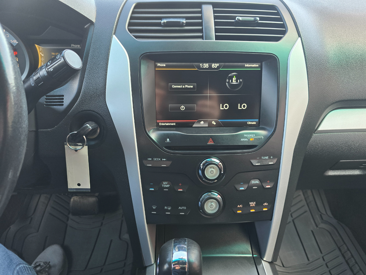 Ford Explorer FWD 4dr XLT 2012