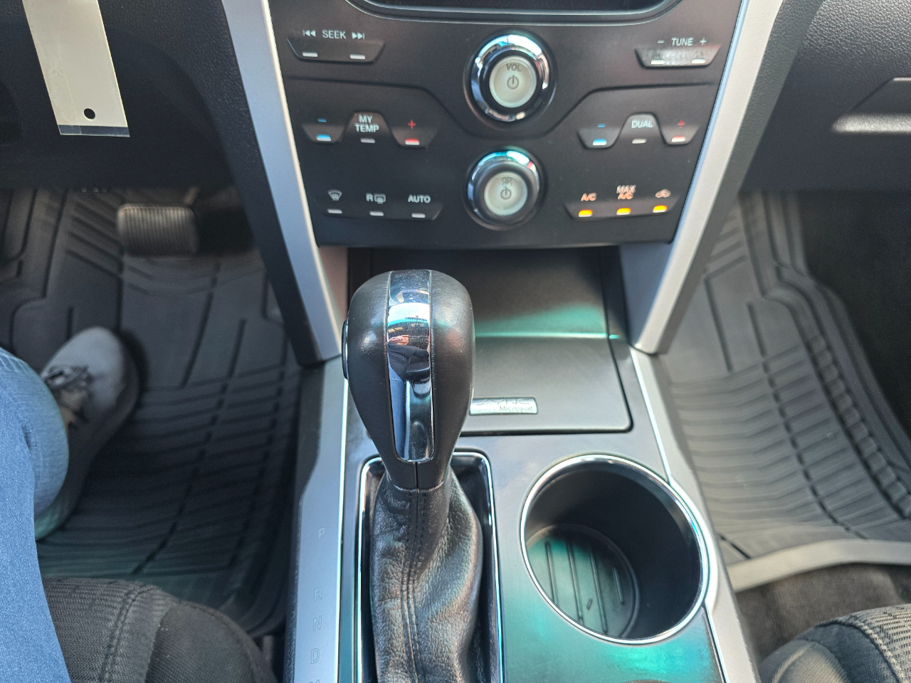 Ford Explorer FWD 4dr XLT 2012