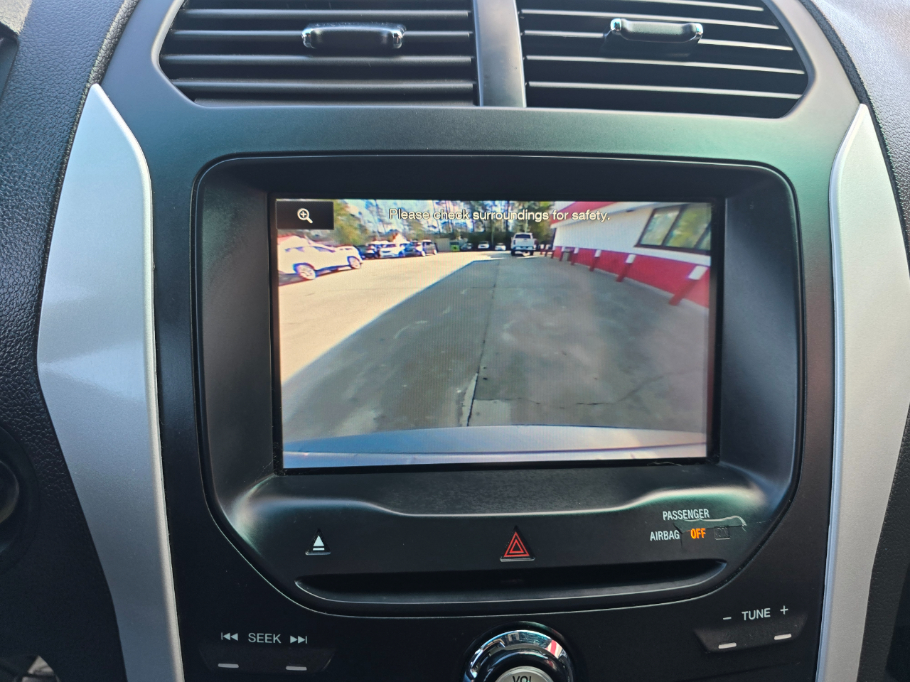 Ford Explorer FWD 4dr XLT 2012