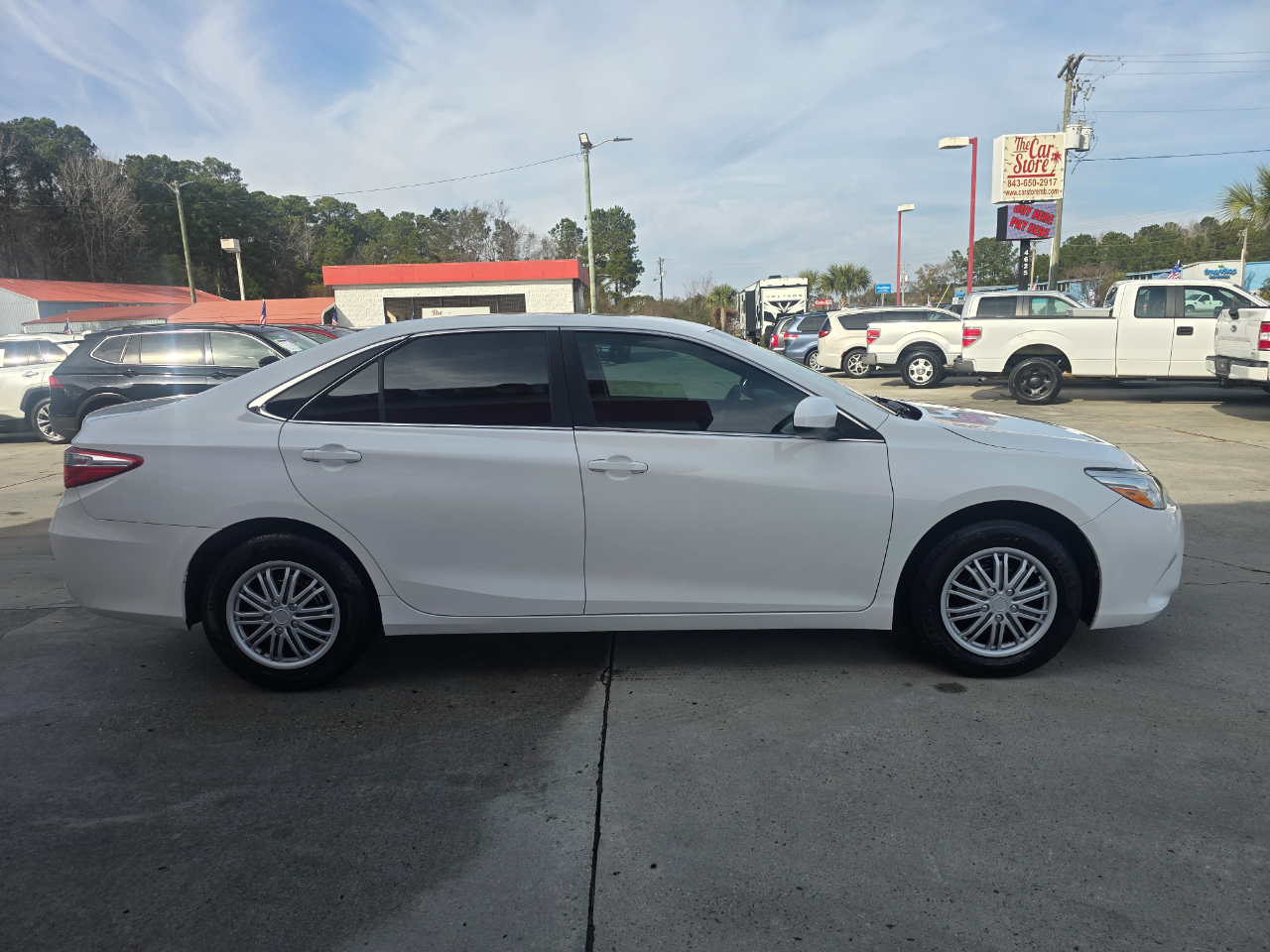 Toyota Camry LE 2017