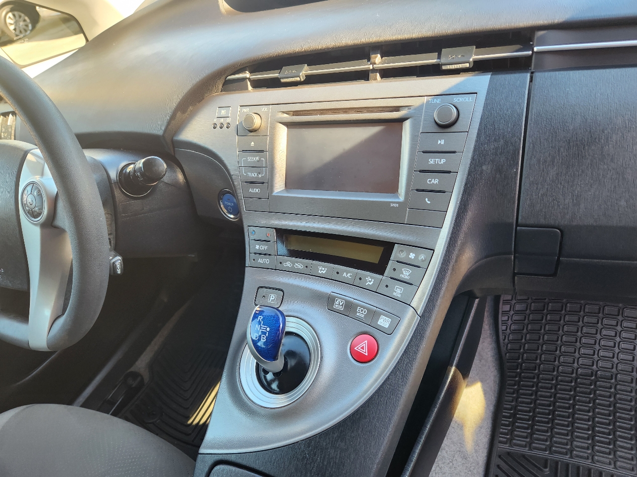 Toyota Prius 5dr HB Four (Natl) 2015