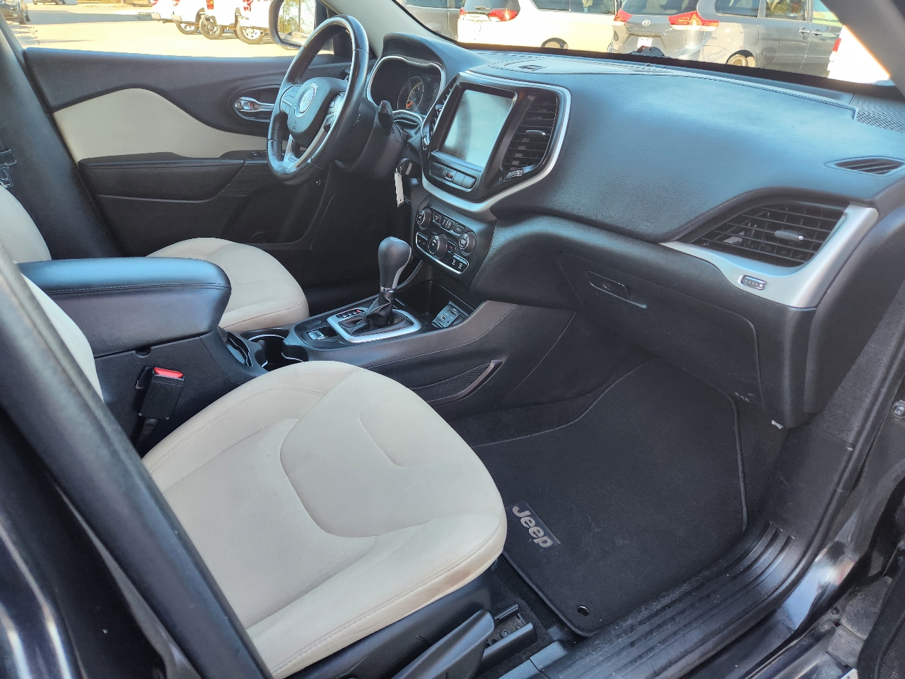 Jeep Cherokee FWD 4dr Latitude 2015