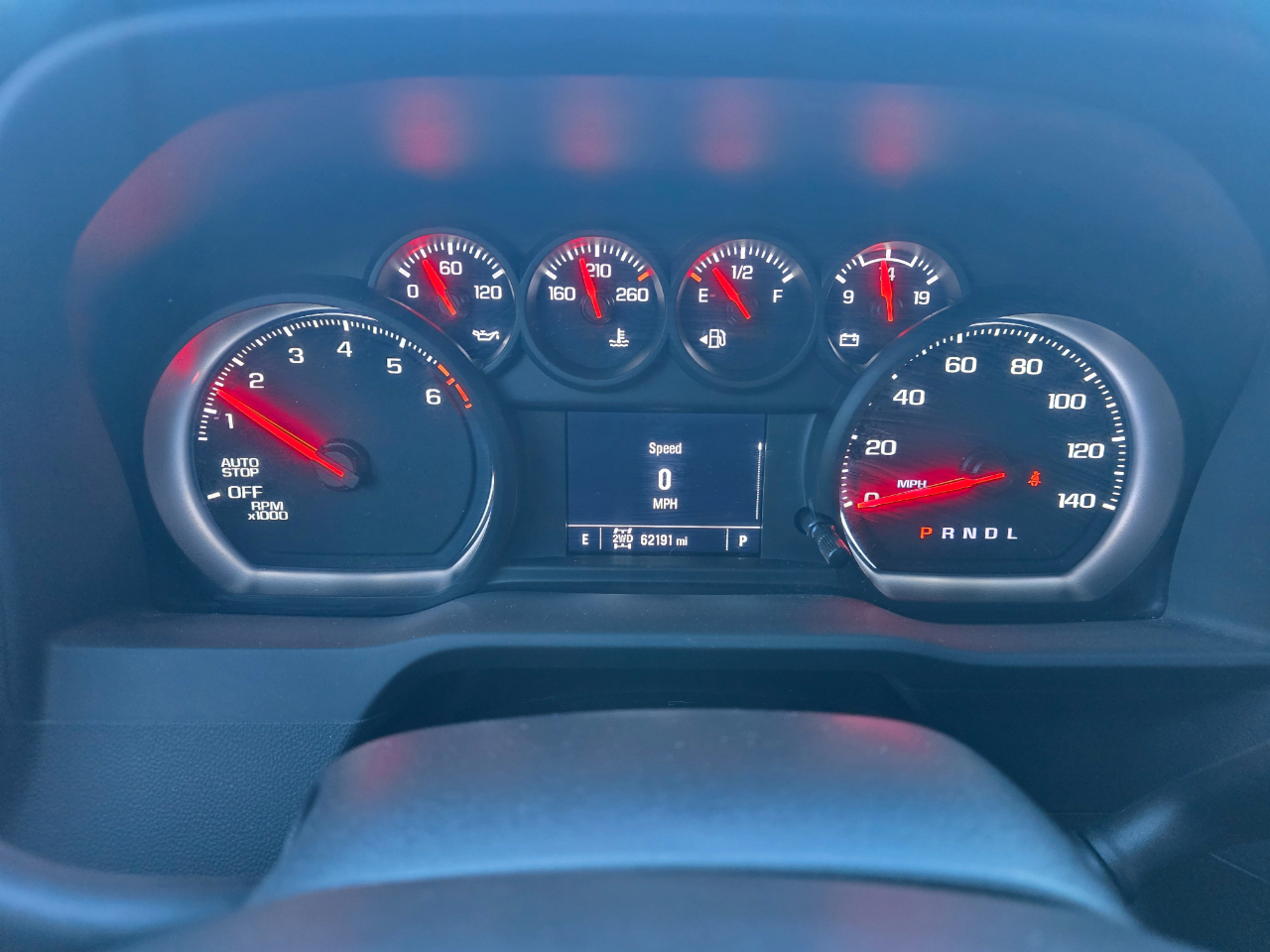 Chevrolet Silverado 1500 4WD Crew Cab 147" Custom 2022