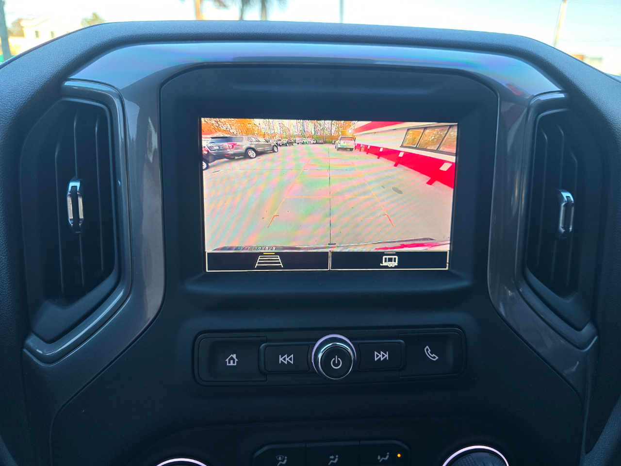 Chevrolet Silverado 1500 4WD Crew Cab 147" Custom 2022