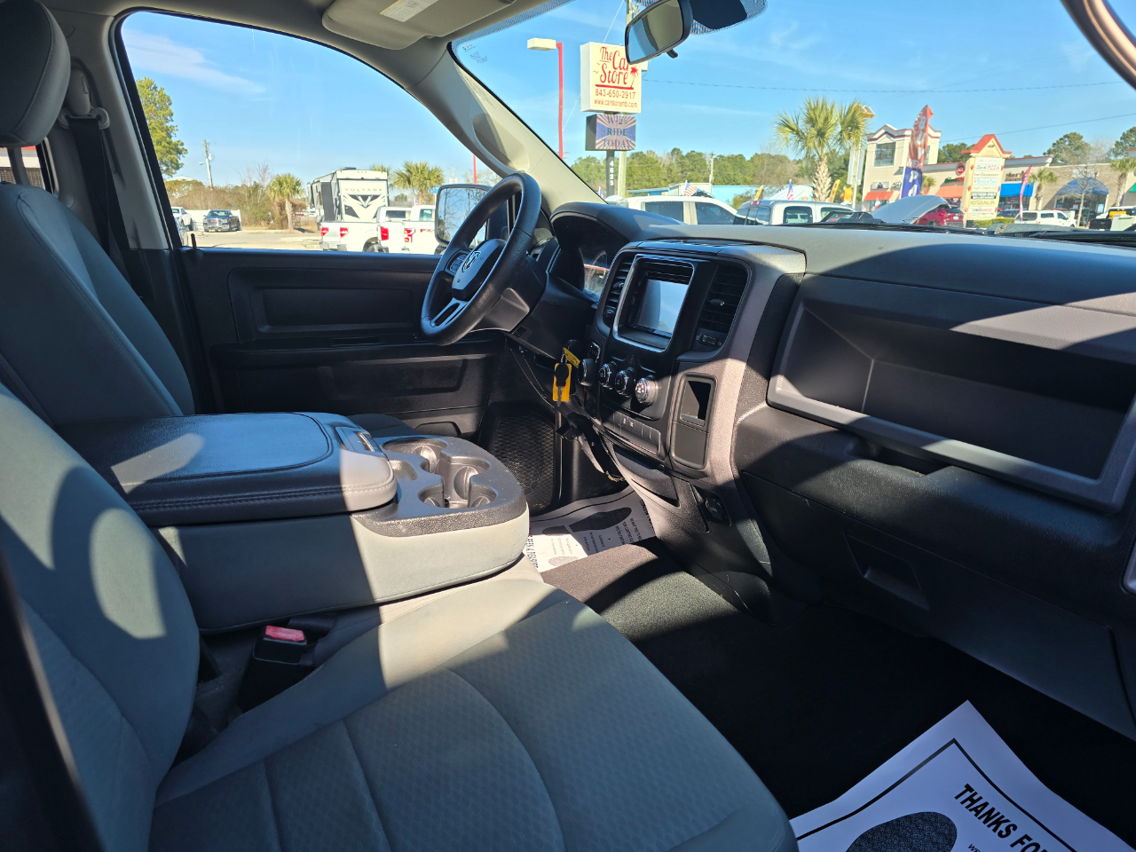 RAM 1500 Express 4x4 Quad Cab 6'4" Box 2017