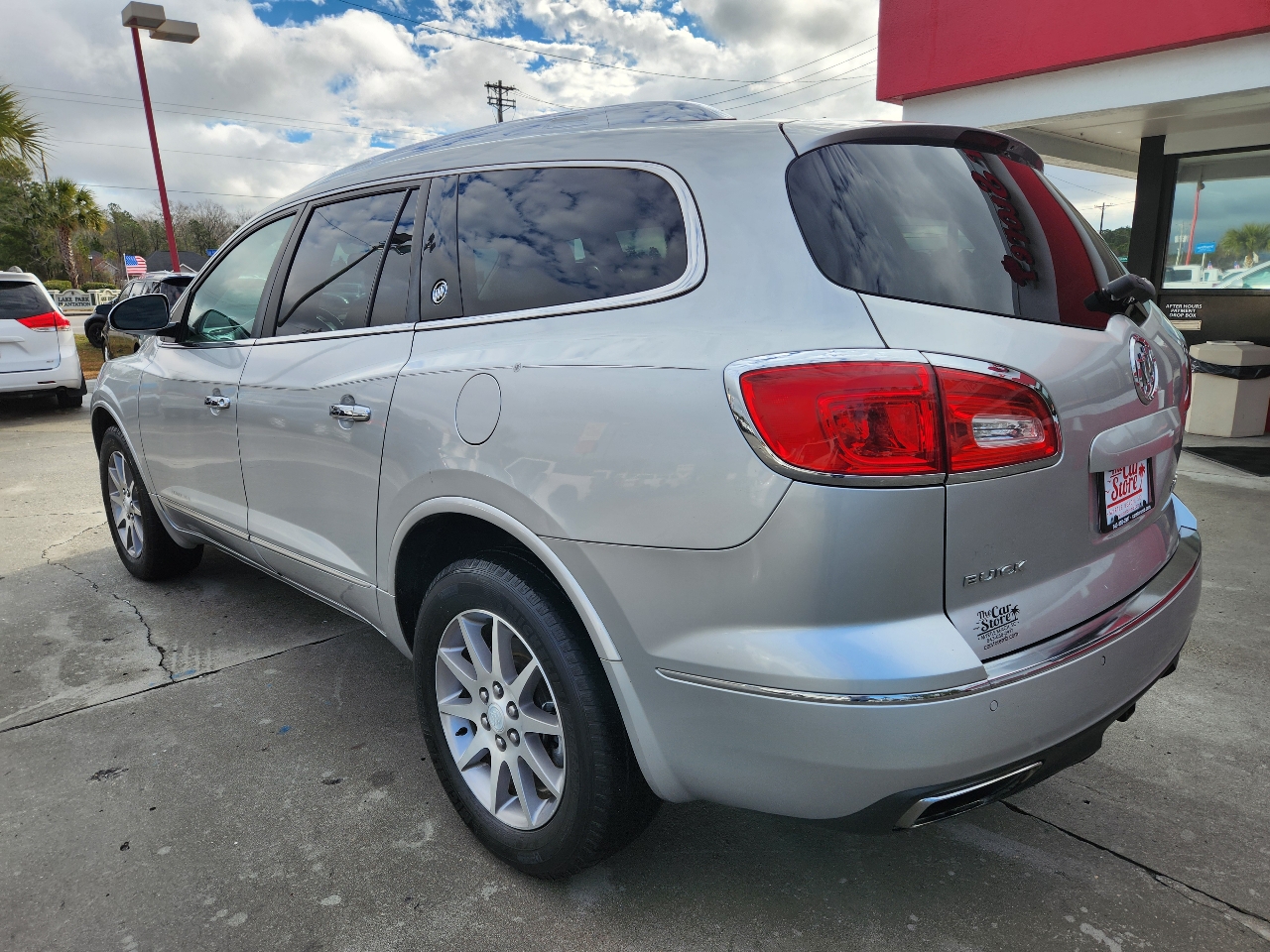 Buick Enclave FWD 4dr Leather 2015