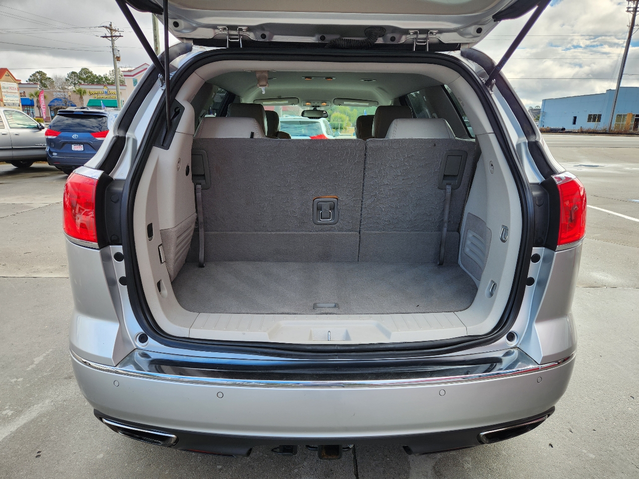 Buick Enclave FWD 4dr Leather 2015