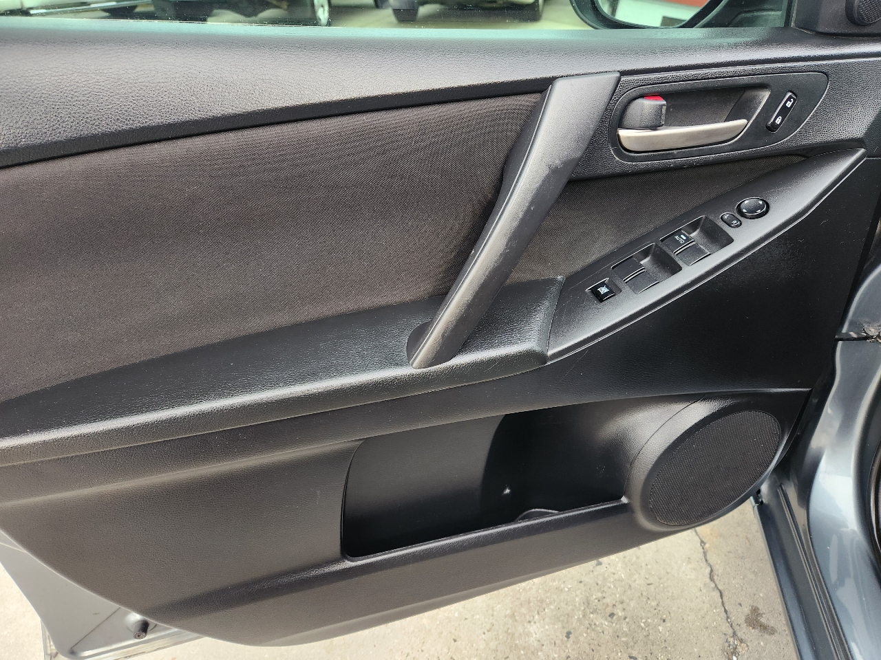 Mazda MAZDA3 5dr HB Auto i Touring 2012