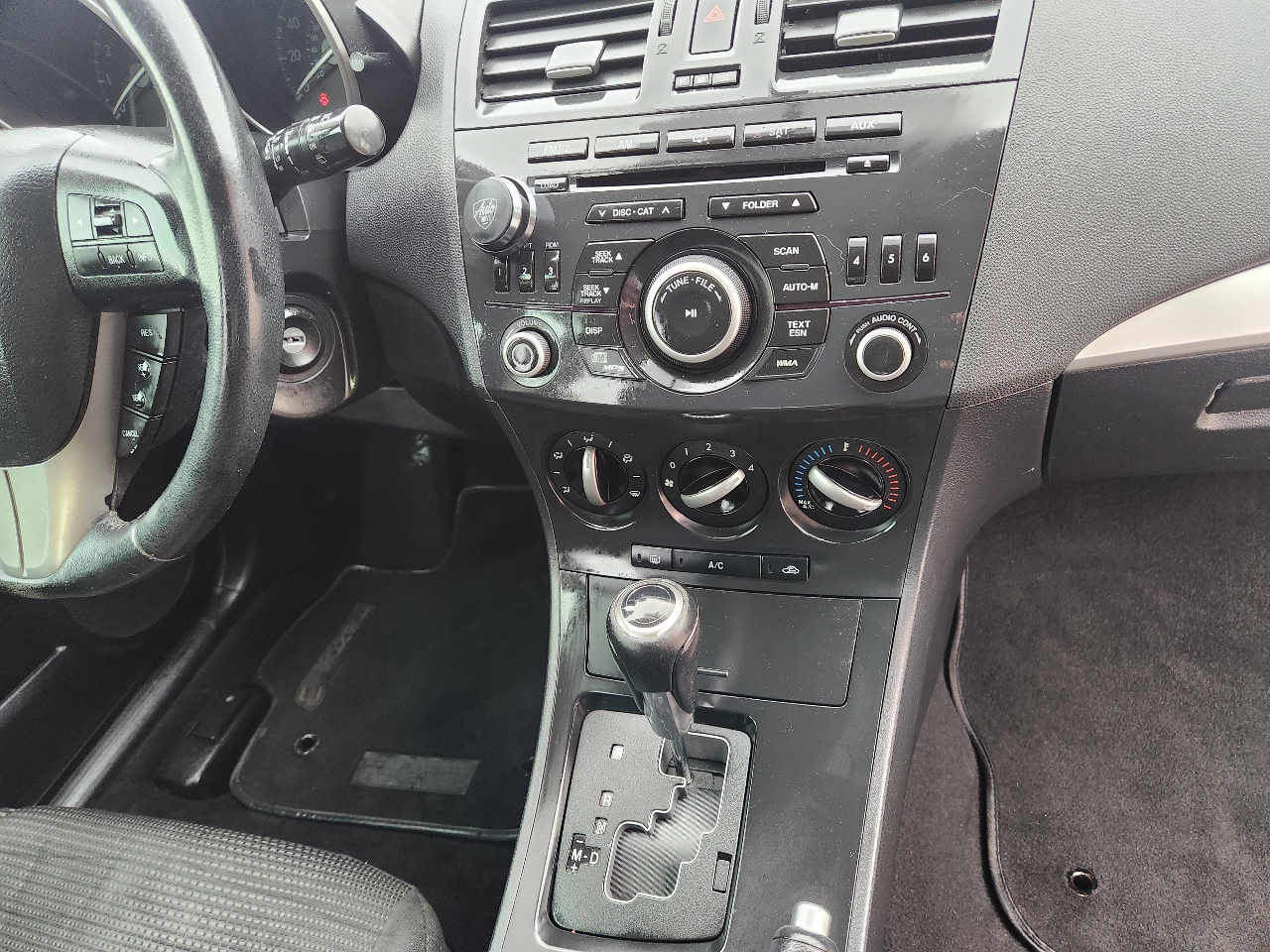 Mazda MAZDA3 5dr HB Auto i Touring 2012