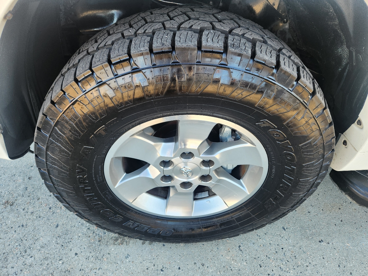 Toyota 4Runner RWD 4dr V6 Limited (Natl) 2013
