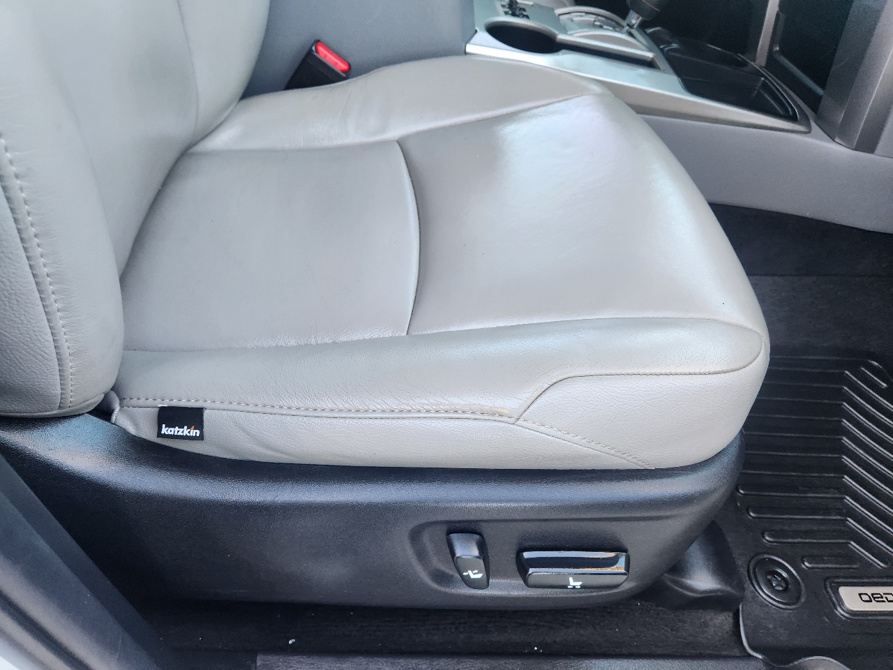 Toyota 4Runner RWD 4dr V6 Limited (Natl) 2013