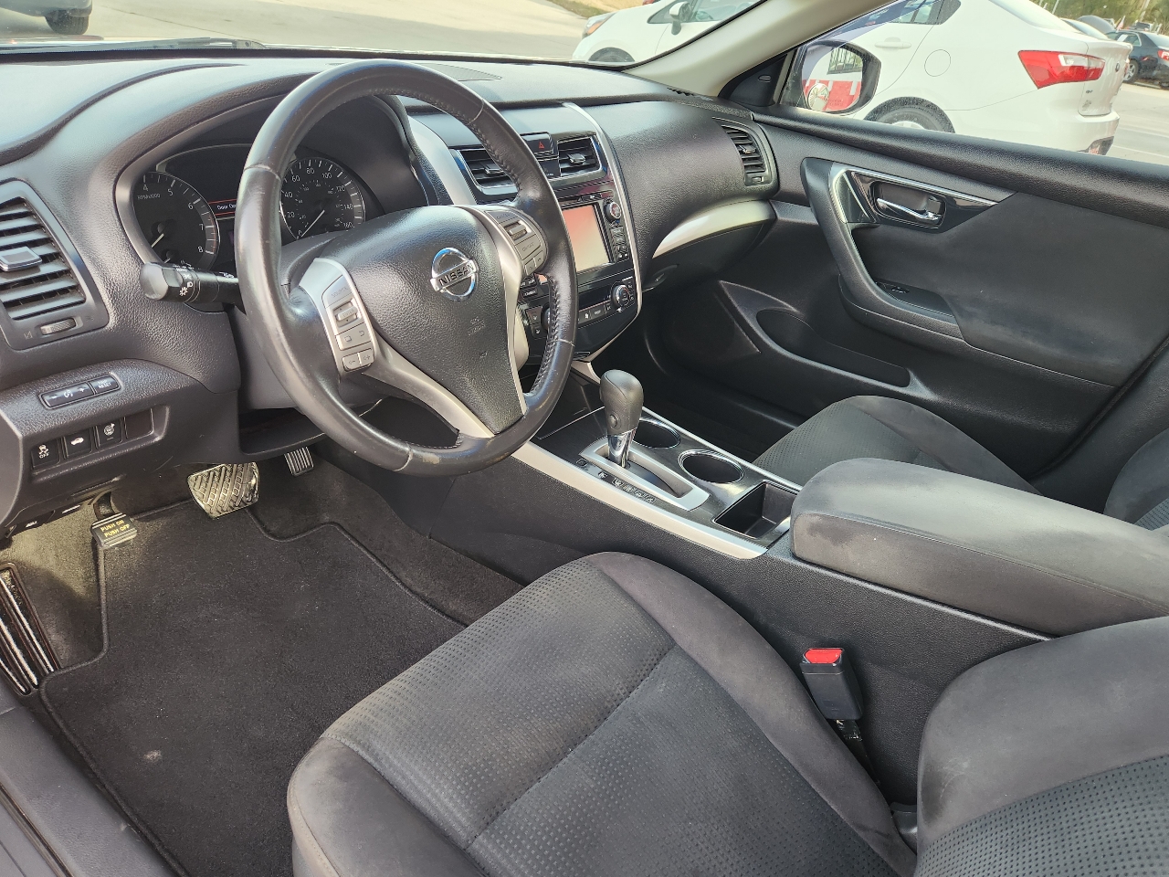 Nissan Altima 4dr Sdn I4 2.5 SV 2014