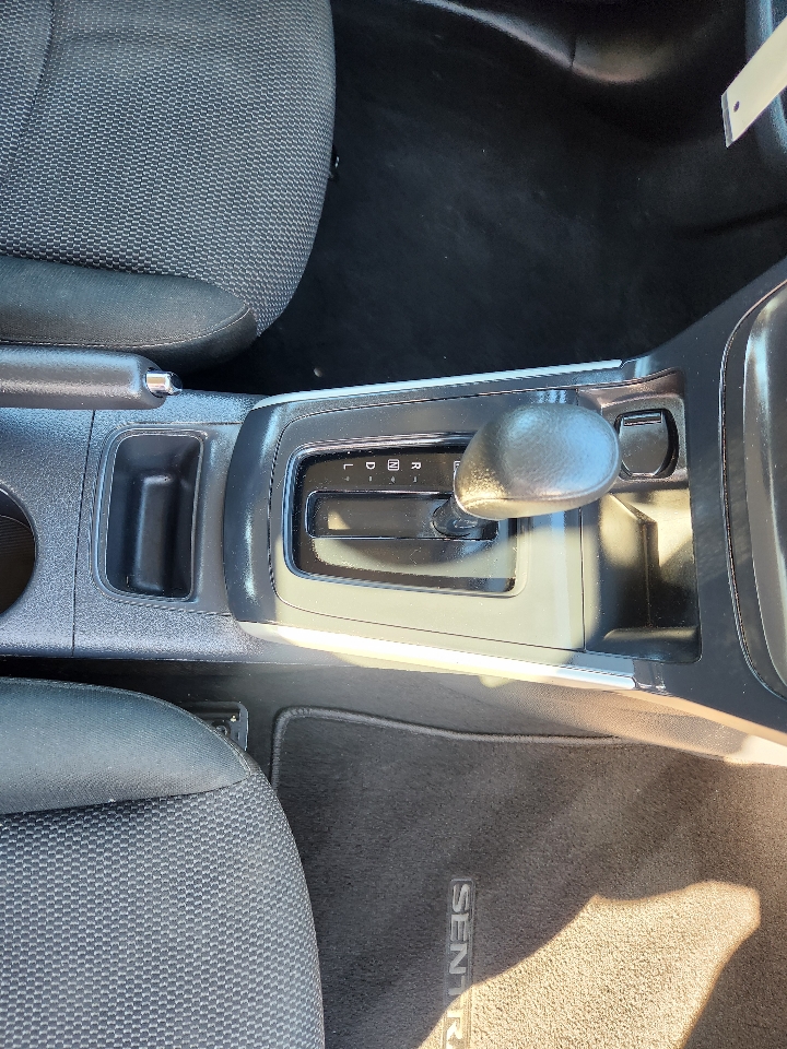 Nissan Sentra S CVT 2019