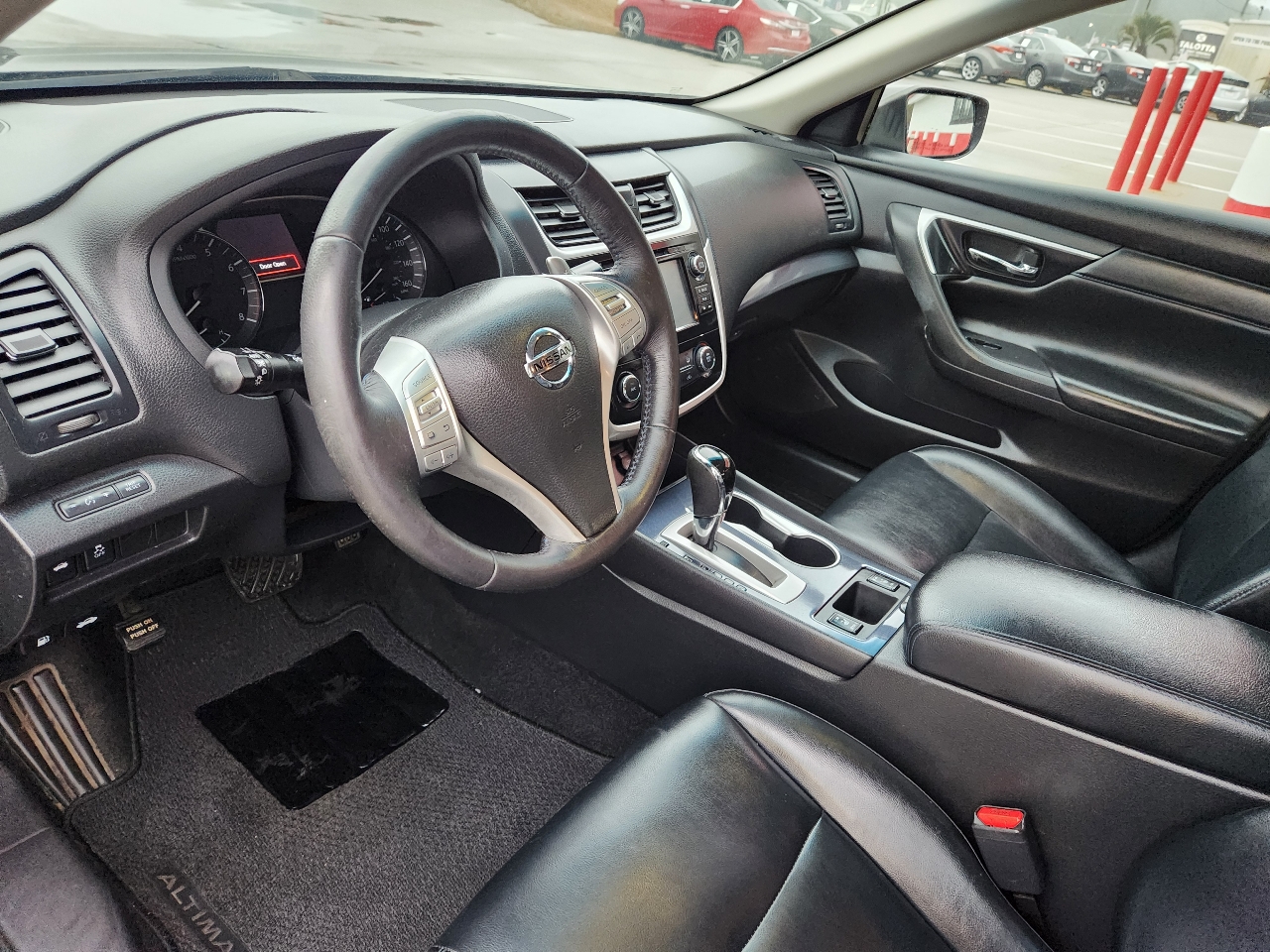 Nissan Altima 2.5 SR Sedan 2018